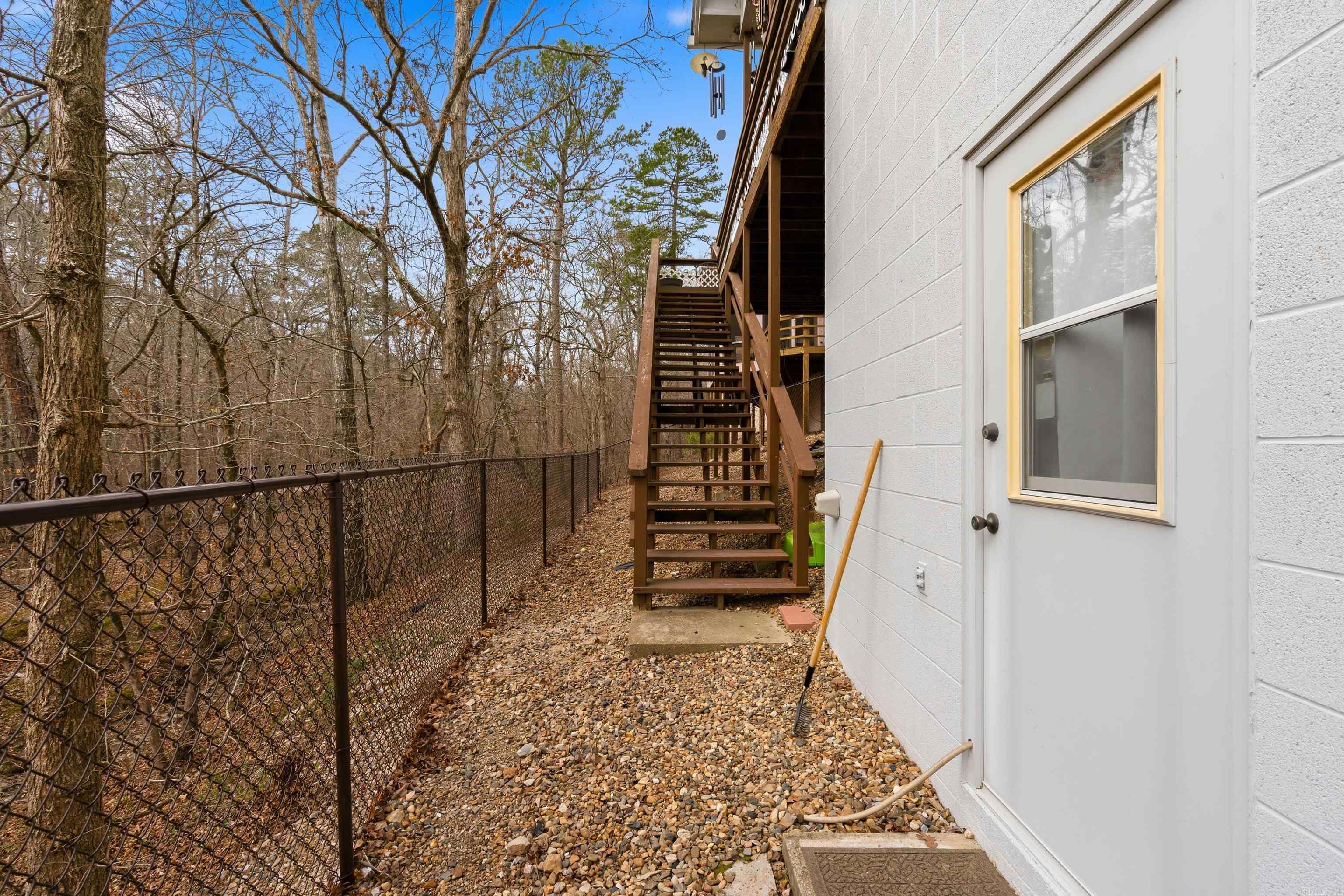 LANZA COURTS - Residential