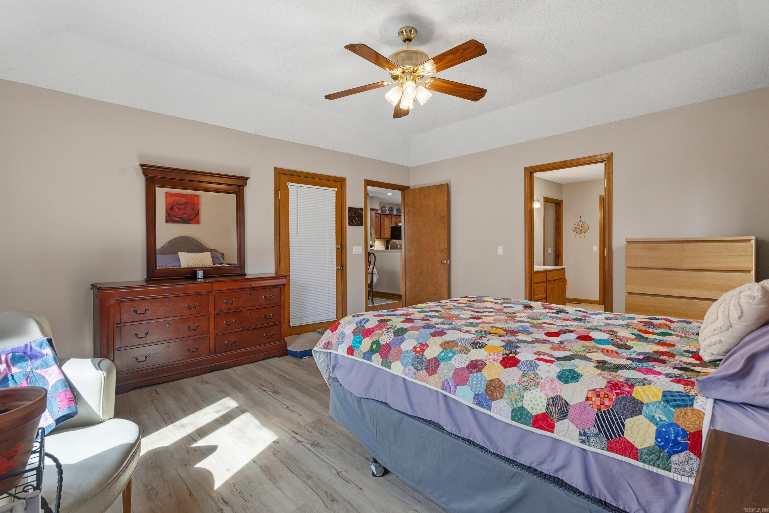 LANZA COURTS - Residential