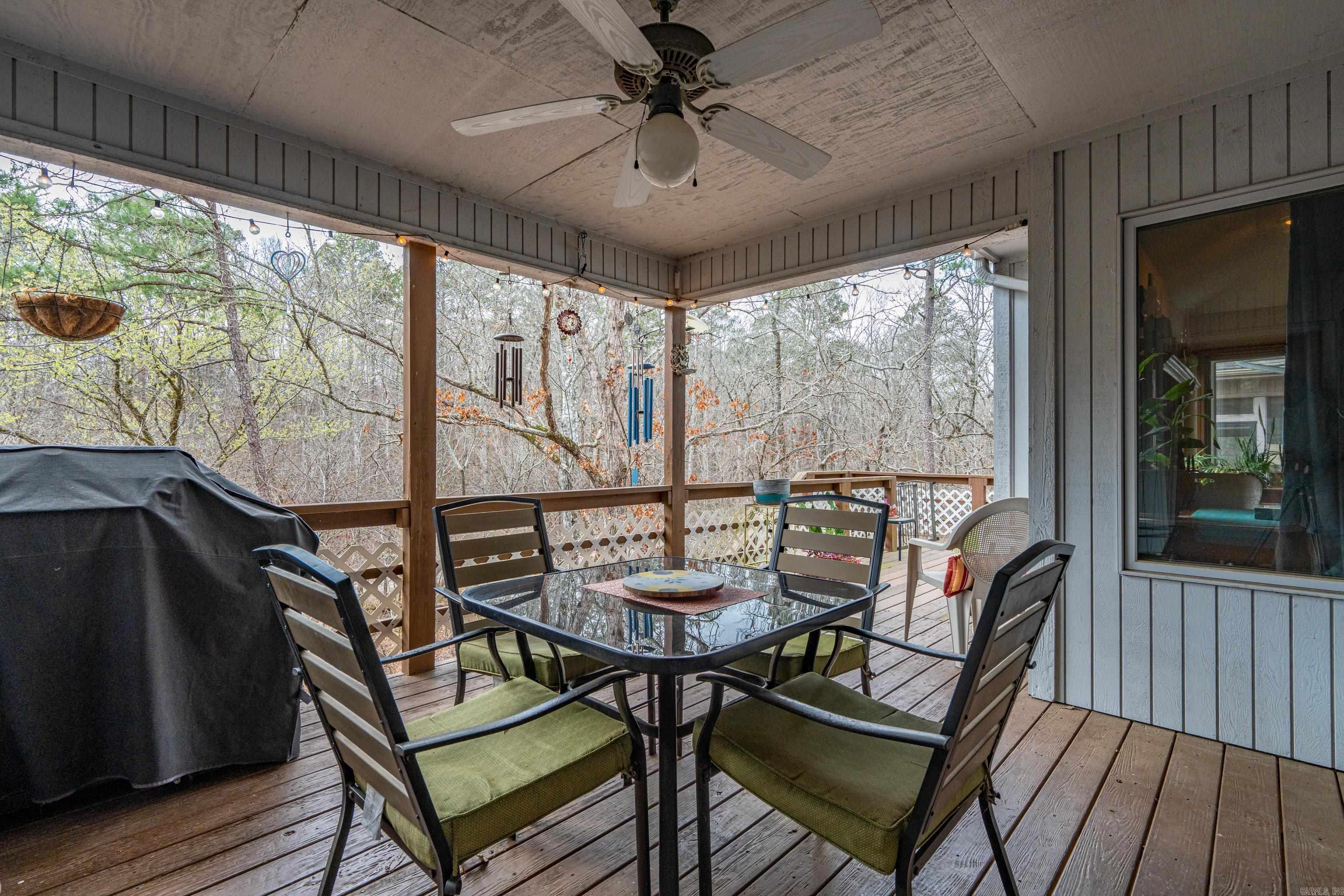 LANZA COURTS - Residential