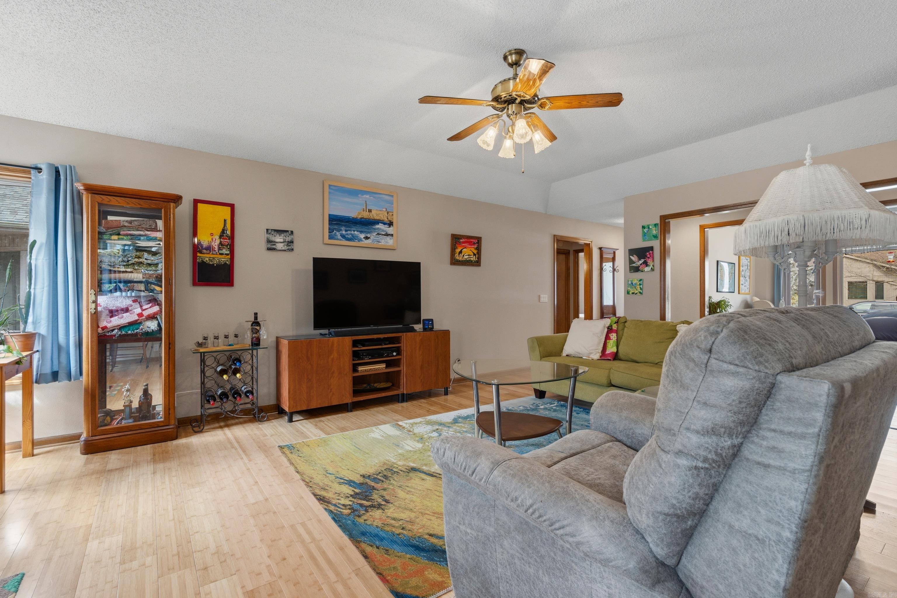 LANZA COURTS - Residential