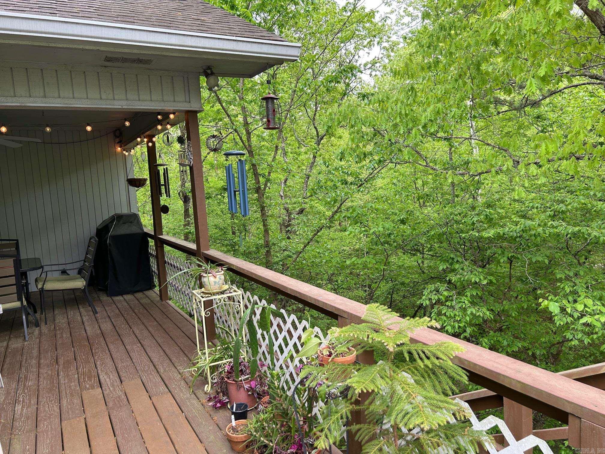 LANZA COURTS - Residential