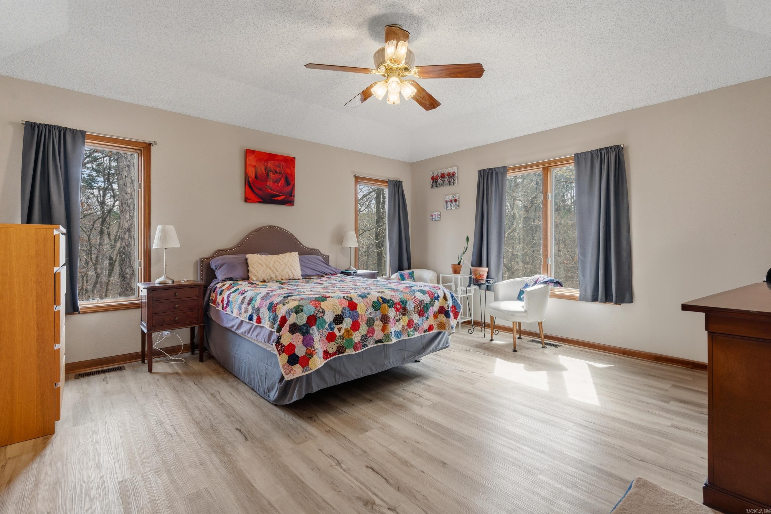 LANZA COURTS - Residential