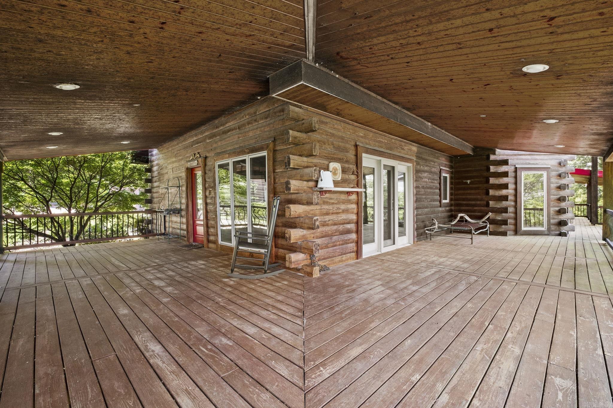 Metes & Bounds - Residential