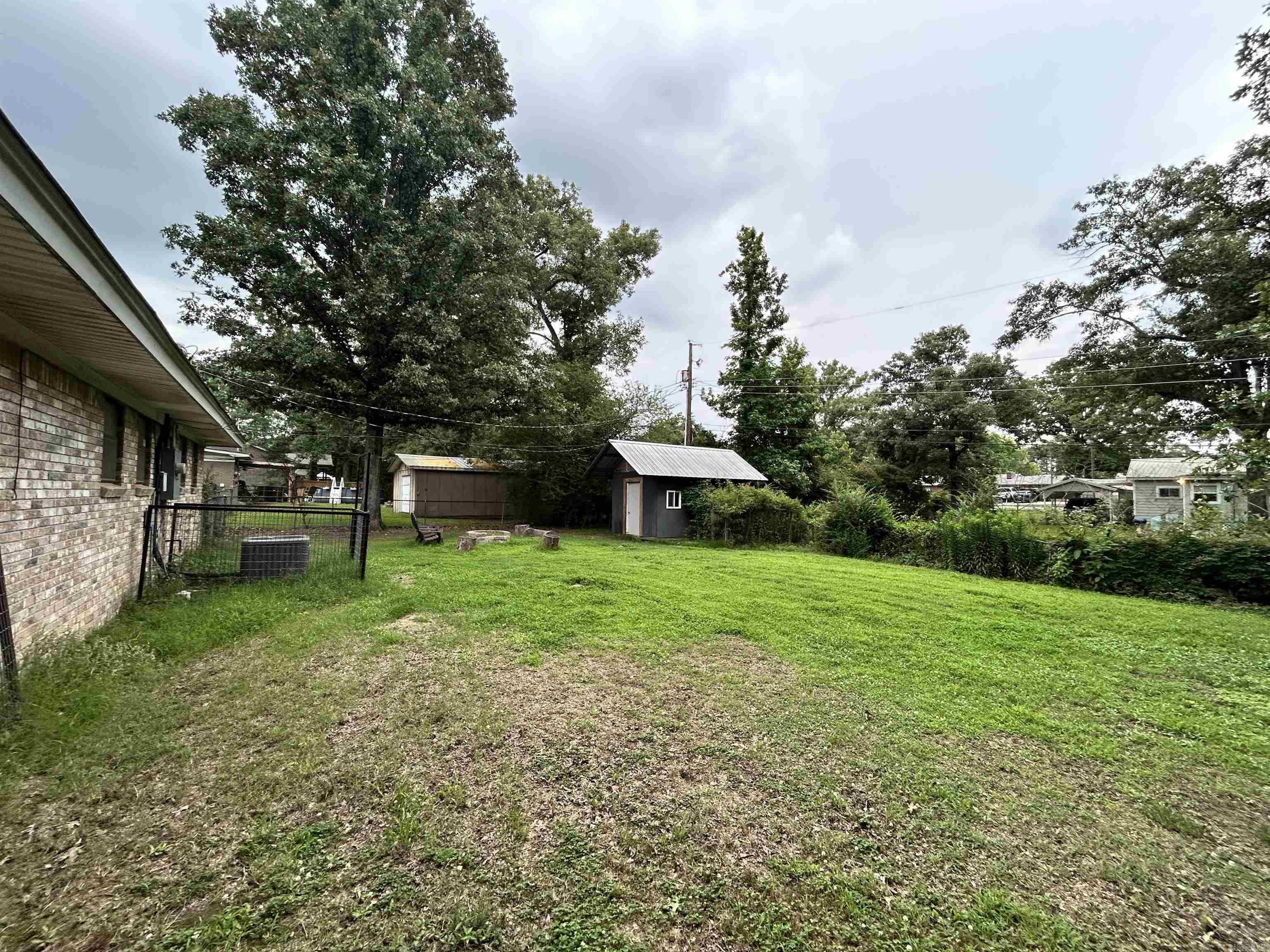 MCNEW RLTY CO ADD - Residential
