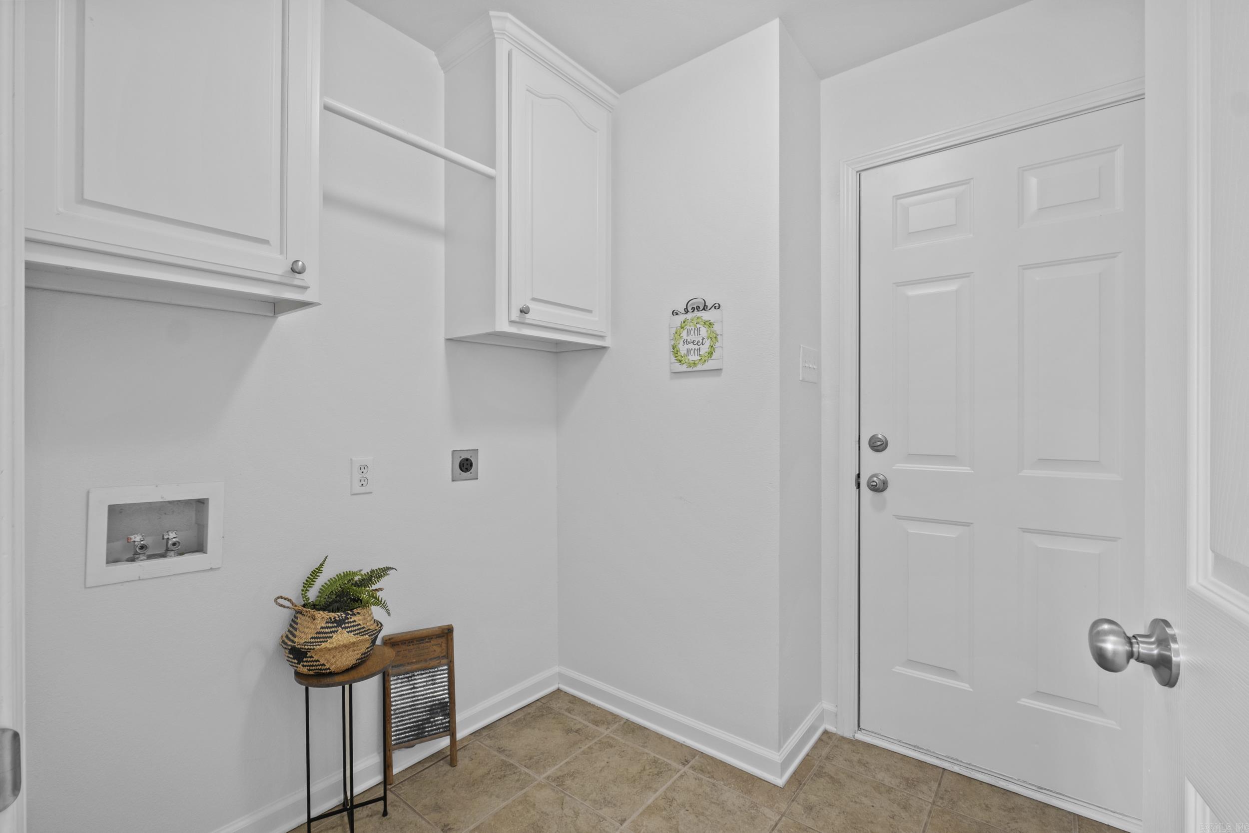 CLOVER RIDGE - Residential