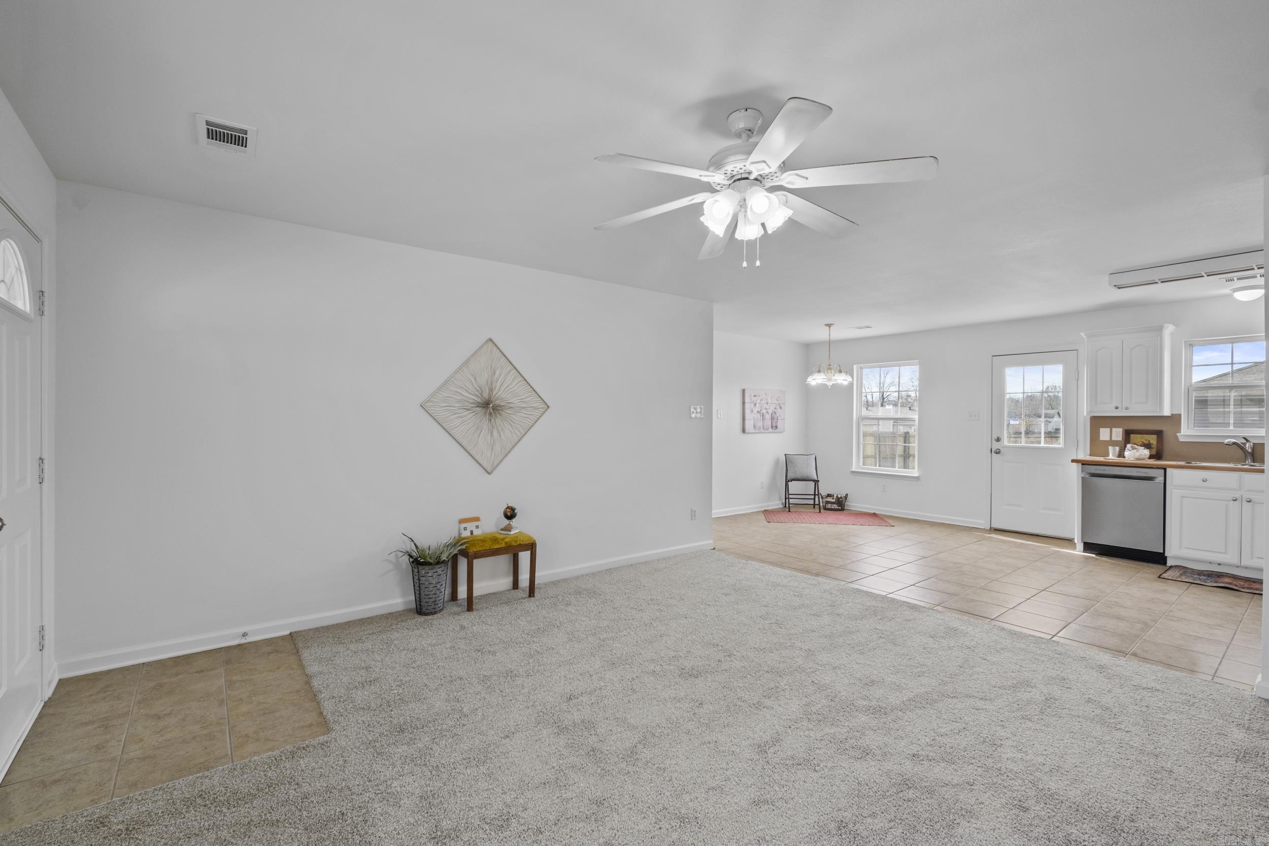 CLOVER RIDGE - Residential