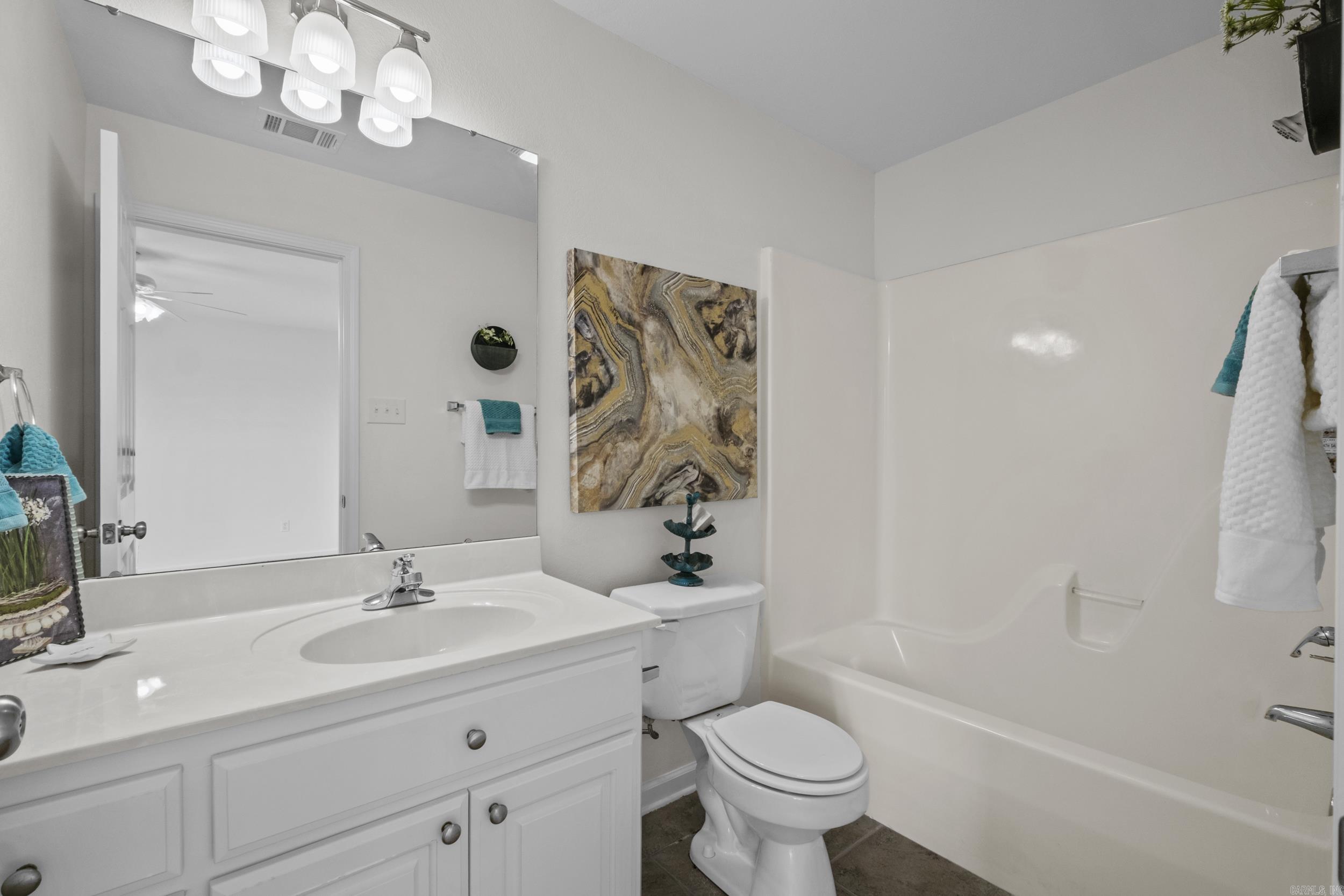 CLOVER RIDGE - Residential