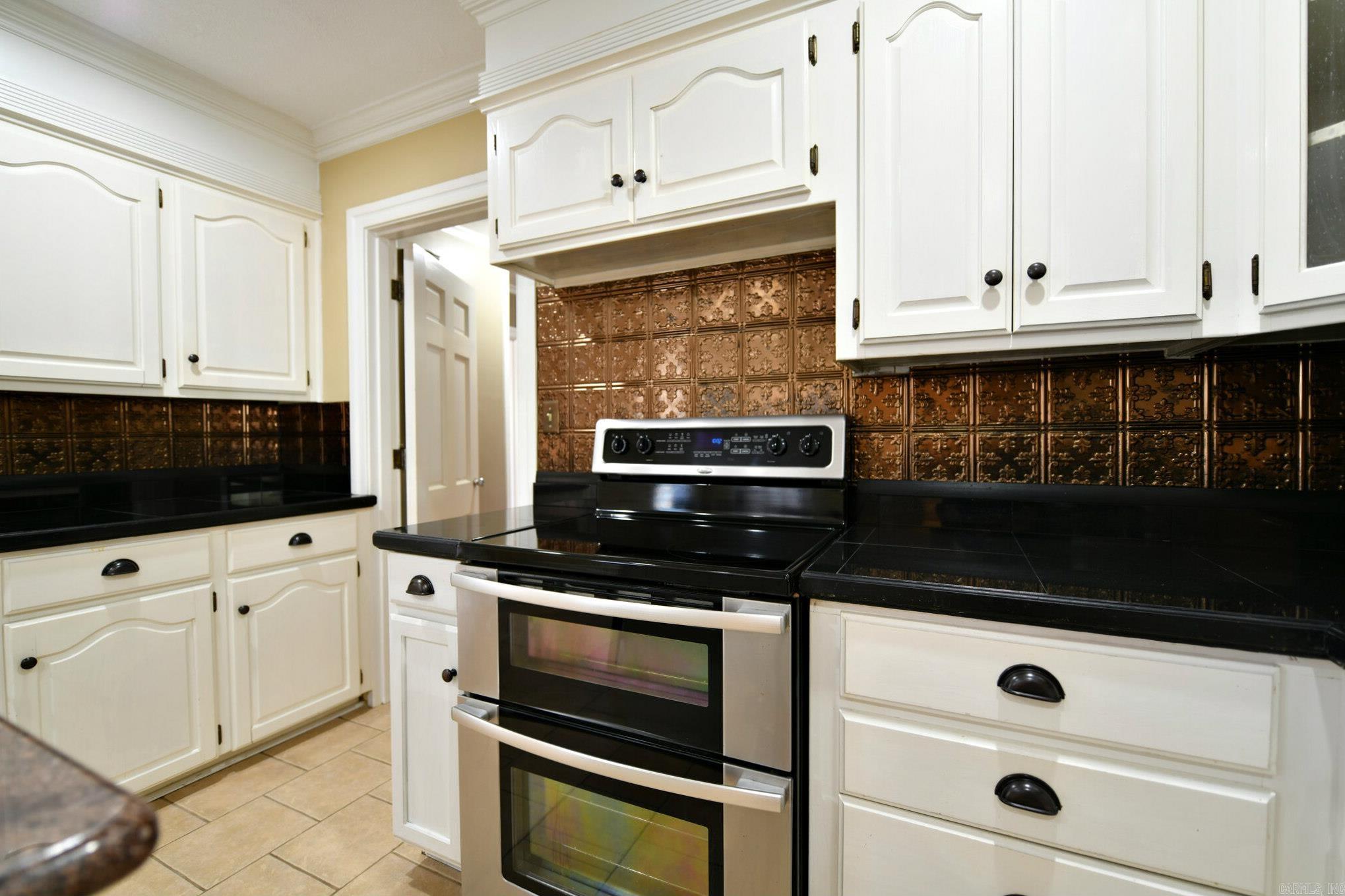 Halls Second - Residential