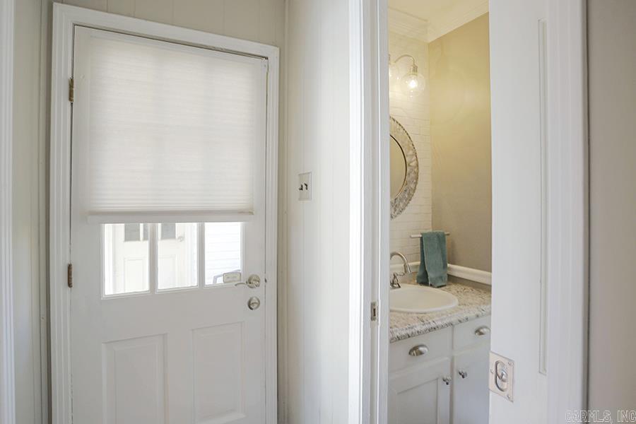 STURBRIDGE - Residential