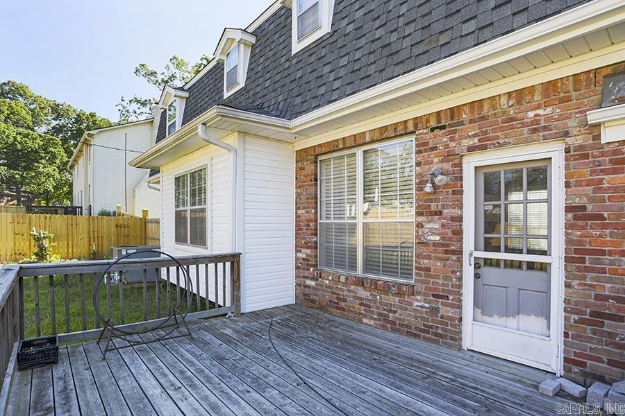 STURBRIDGE - Residential