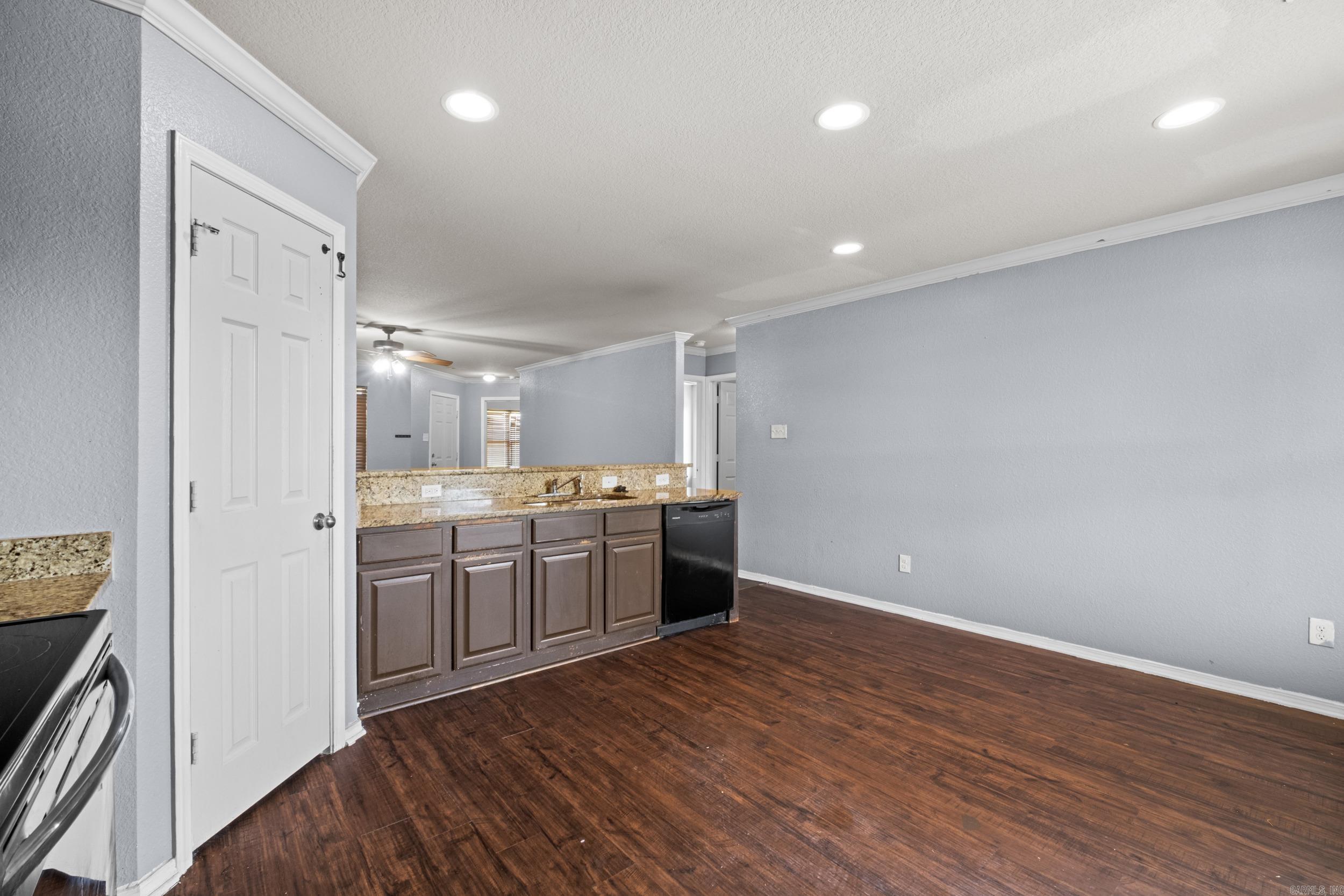 TRAMMEL ESTATES - Residential