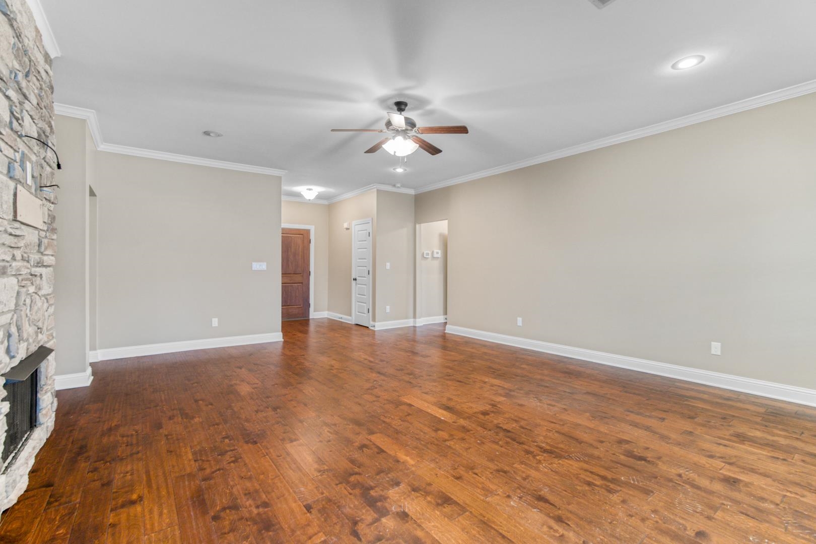 RICHLAND HILLS - Residential