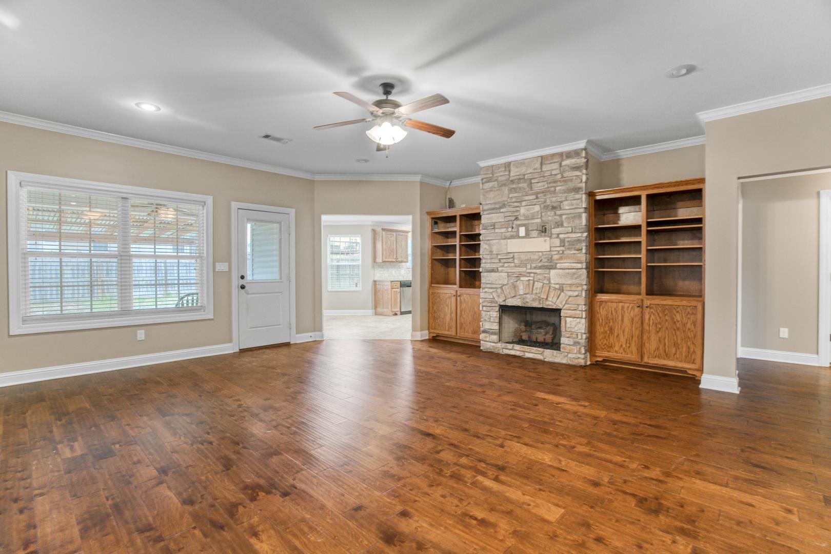 RICHLAND HILLS - Residential