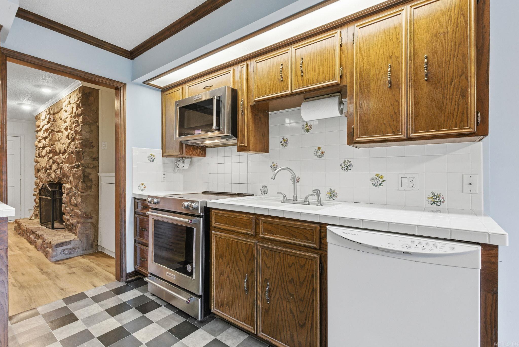 CAMBRIDGE PLACE HPR - Residential