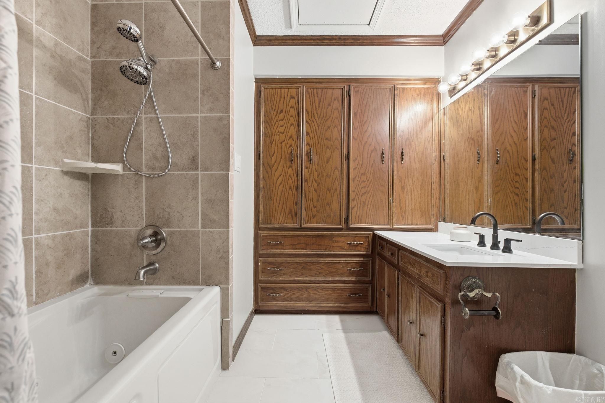 CAMBRIDGE PLACE HPR - Residential