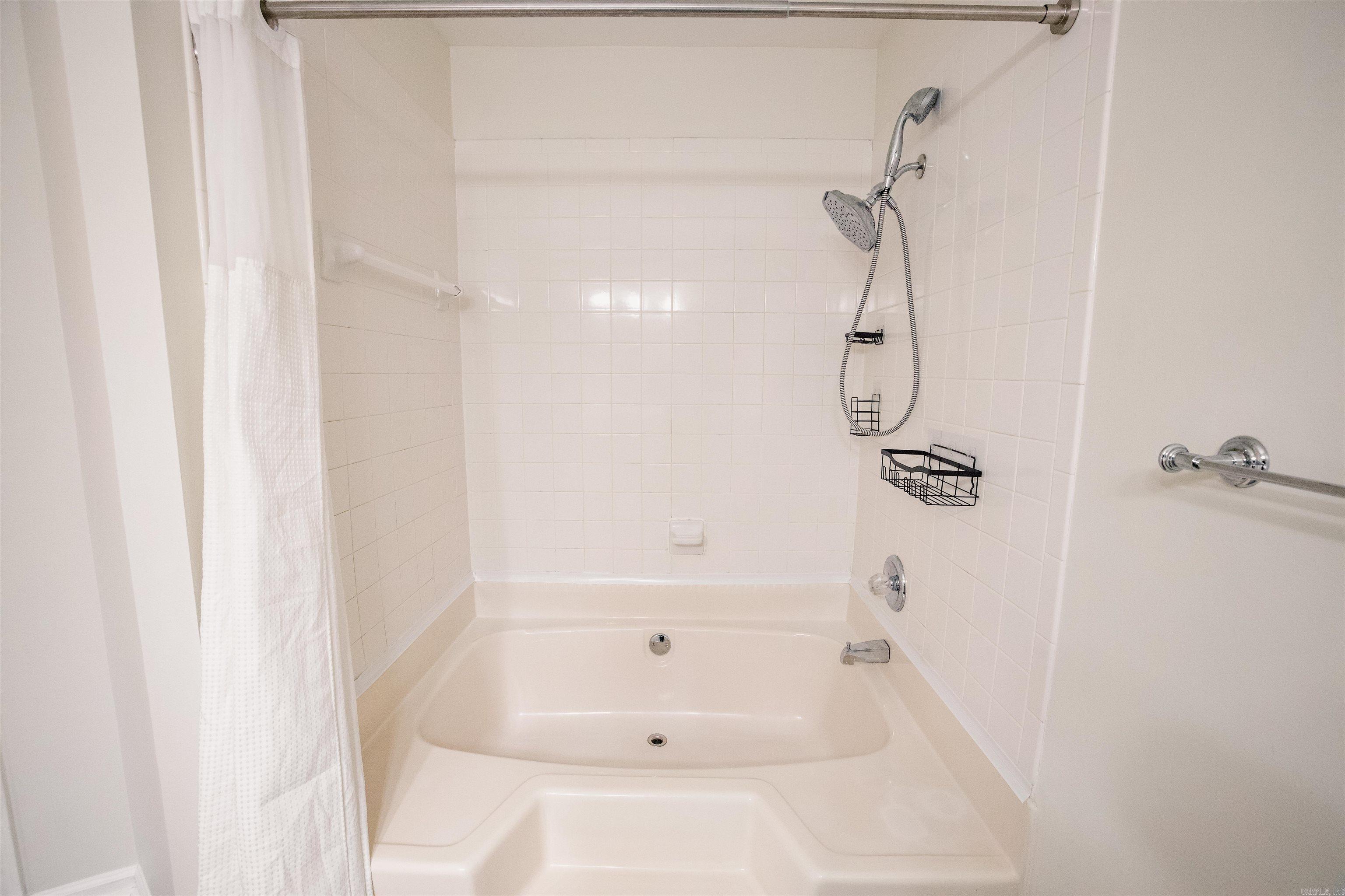 SANDPIPER WEST - Residential