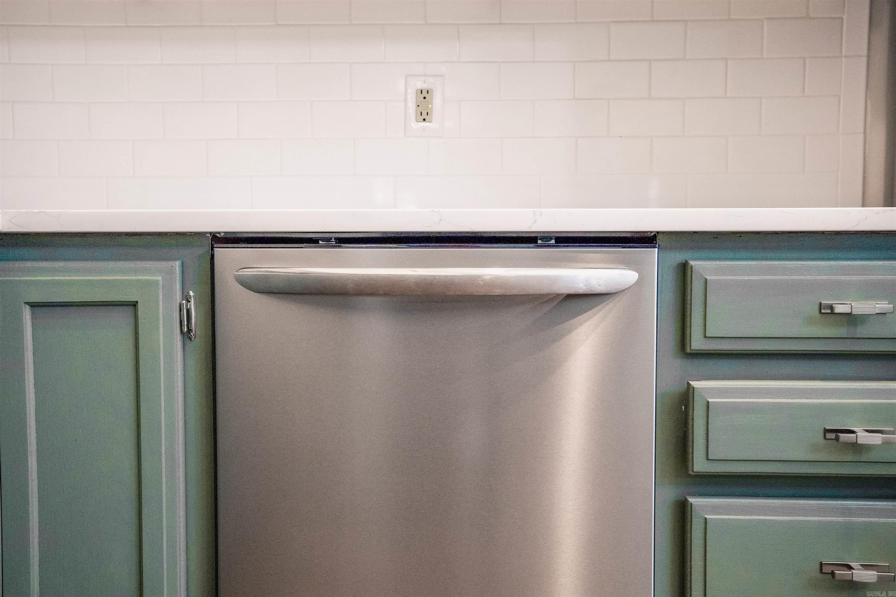 SANDPIPER WEST - Residential