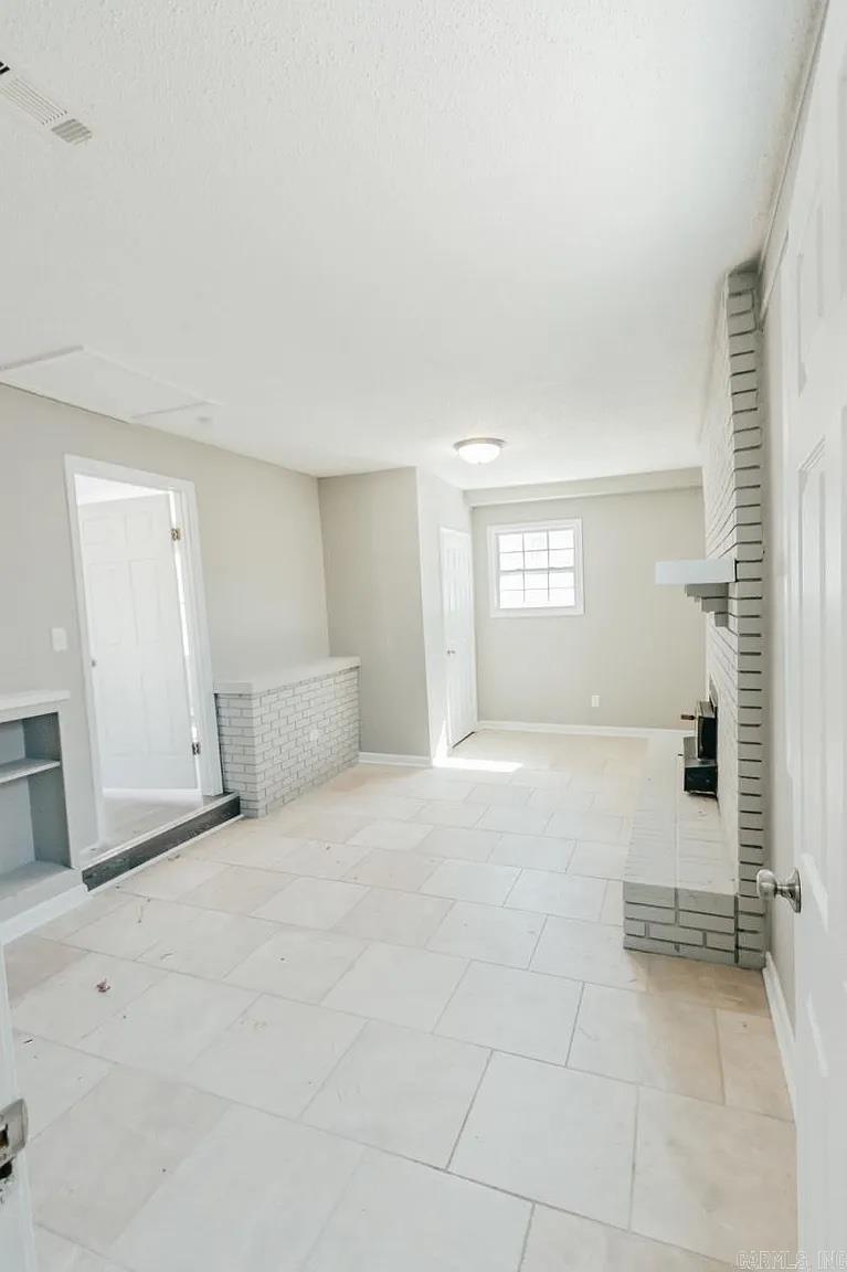 WAKEFIELD VILLAGE - Residential