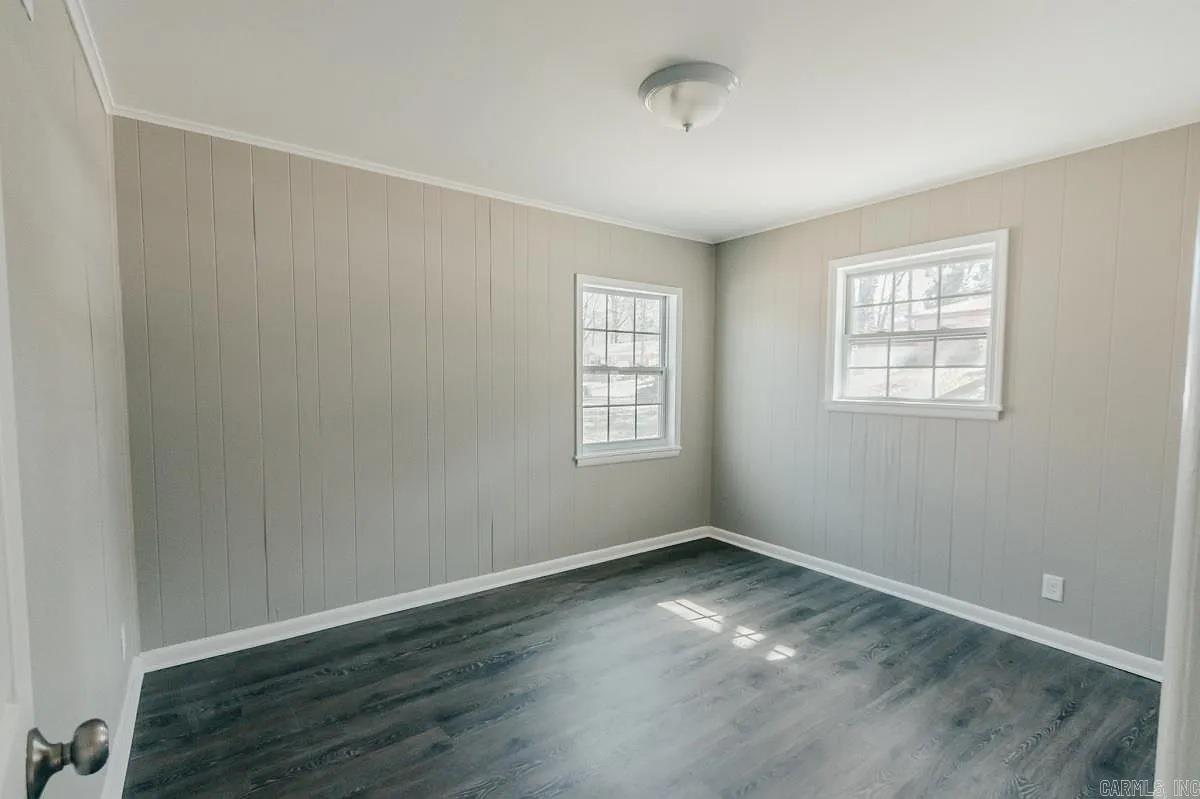 WAKEFIELD VILLAGE - Residential