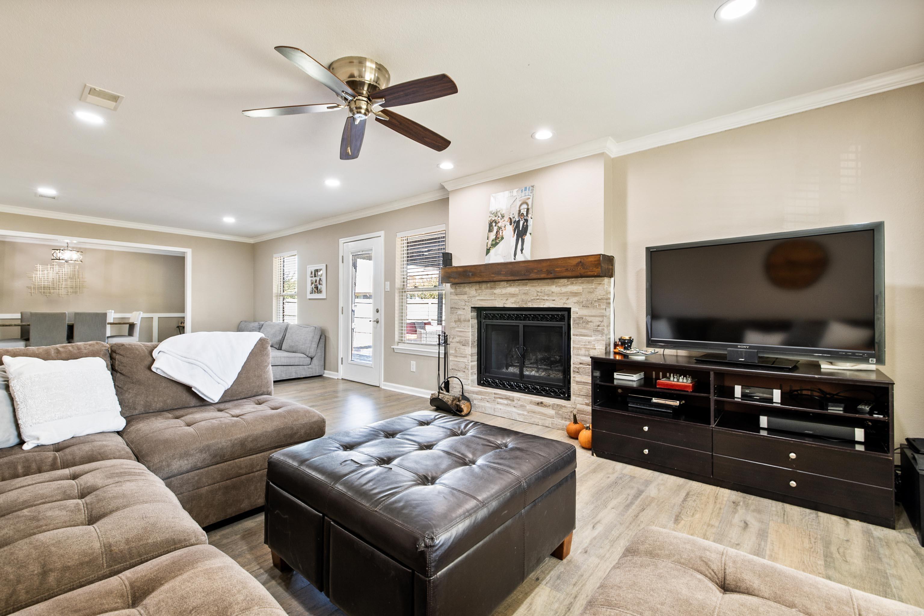 STONEWALL - Residential