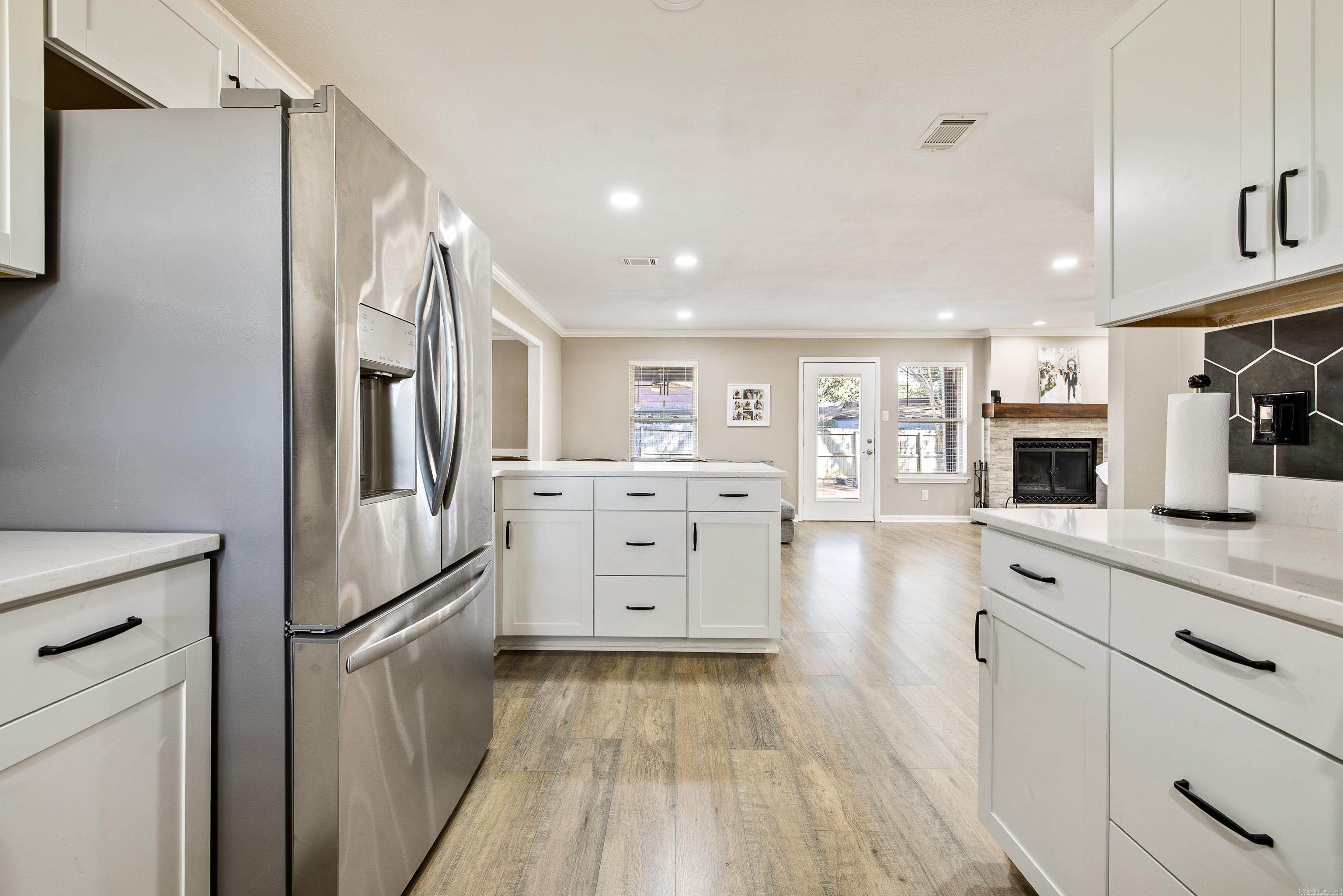 STONEWALL - Residential