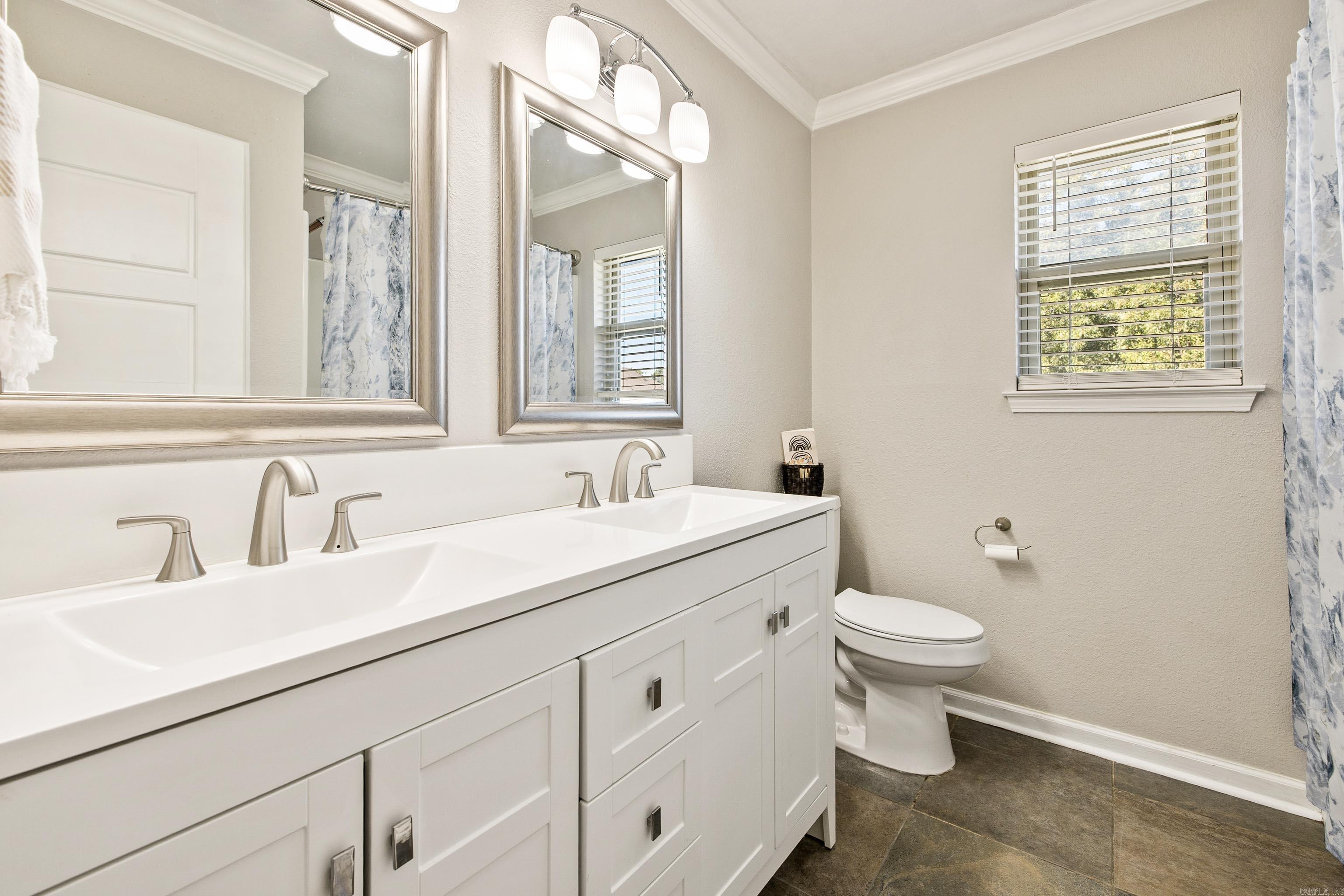 STONEWALL - Residential