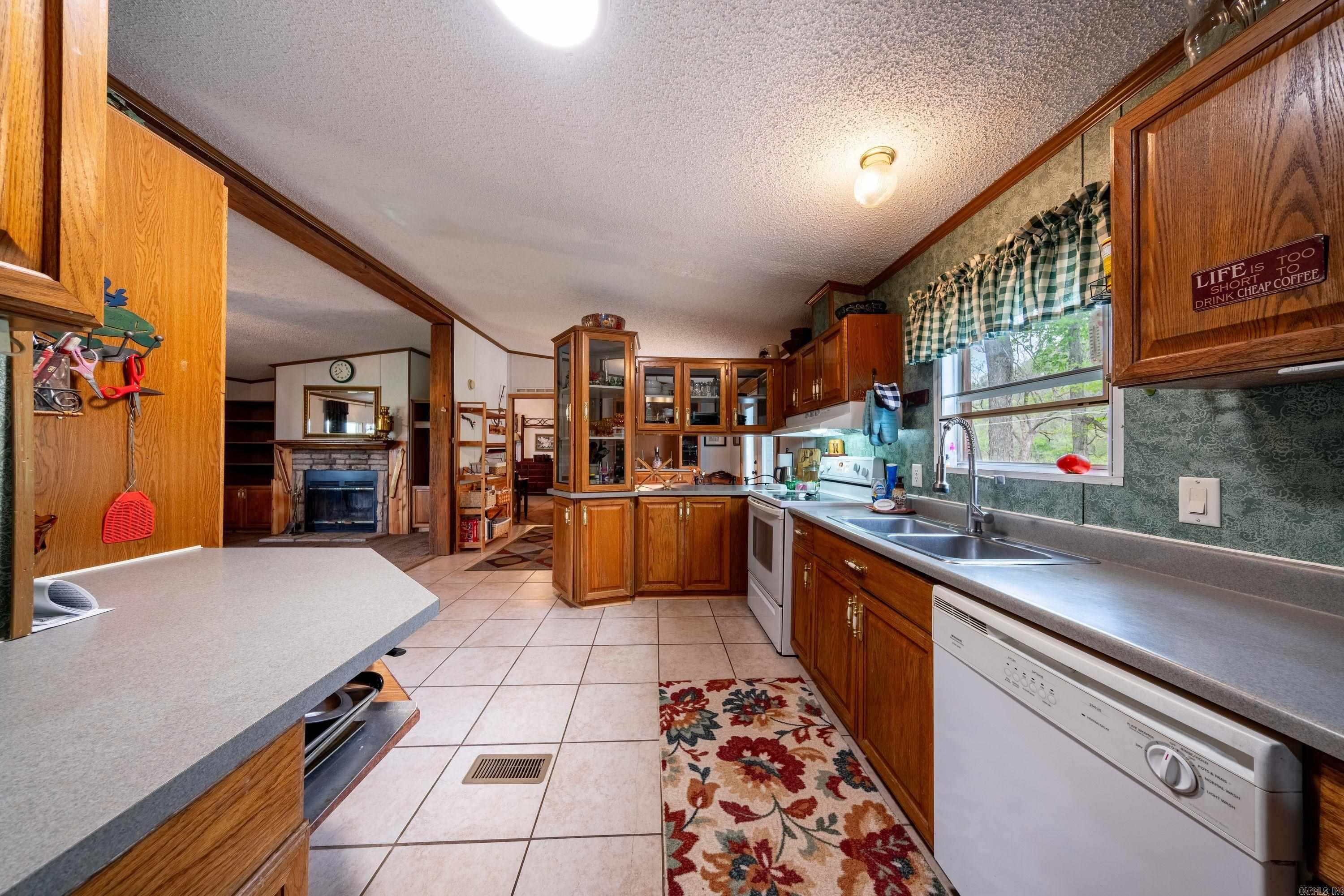 FOLL ROUND BOTTOM - Residential