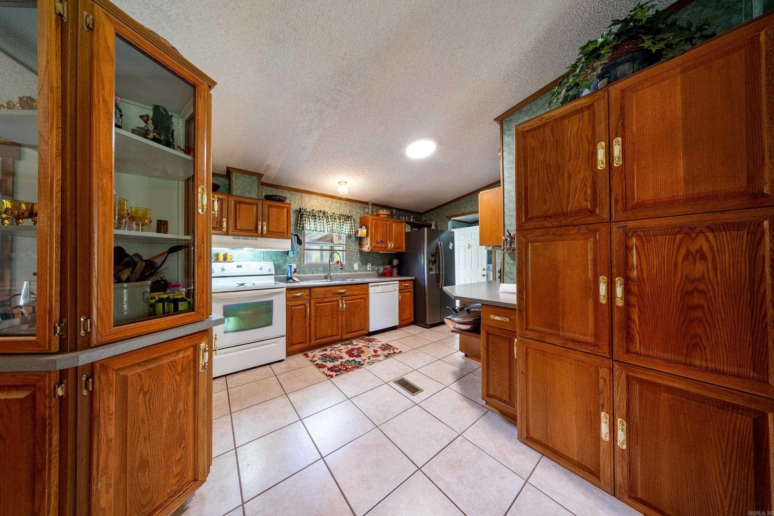 FOLL ROUND BOTTOM - Residential