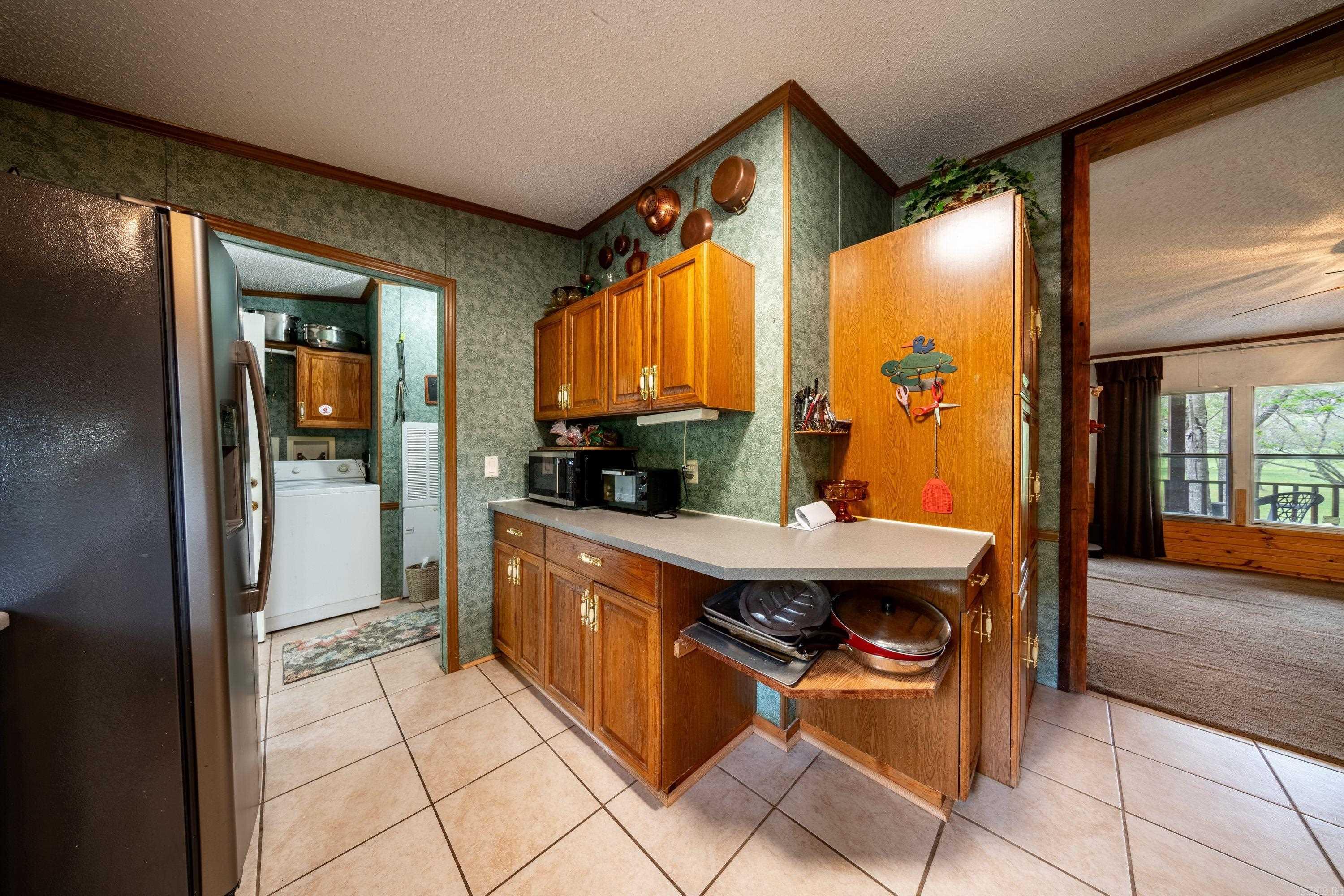 FOLL ROUND BOTTOM - Residential