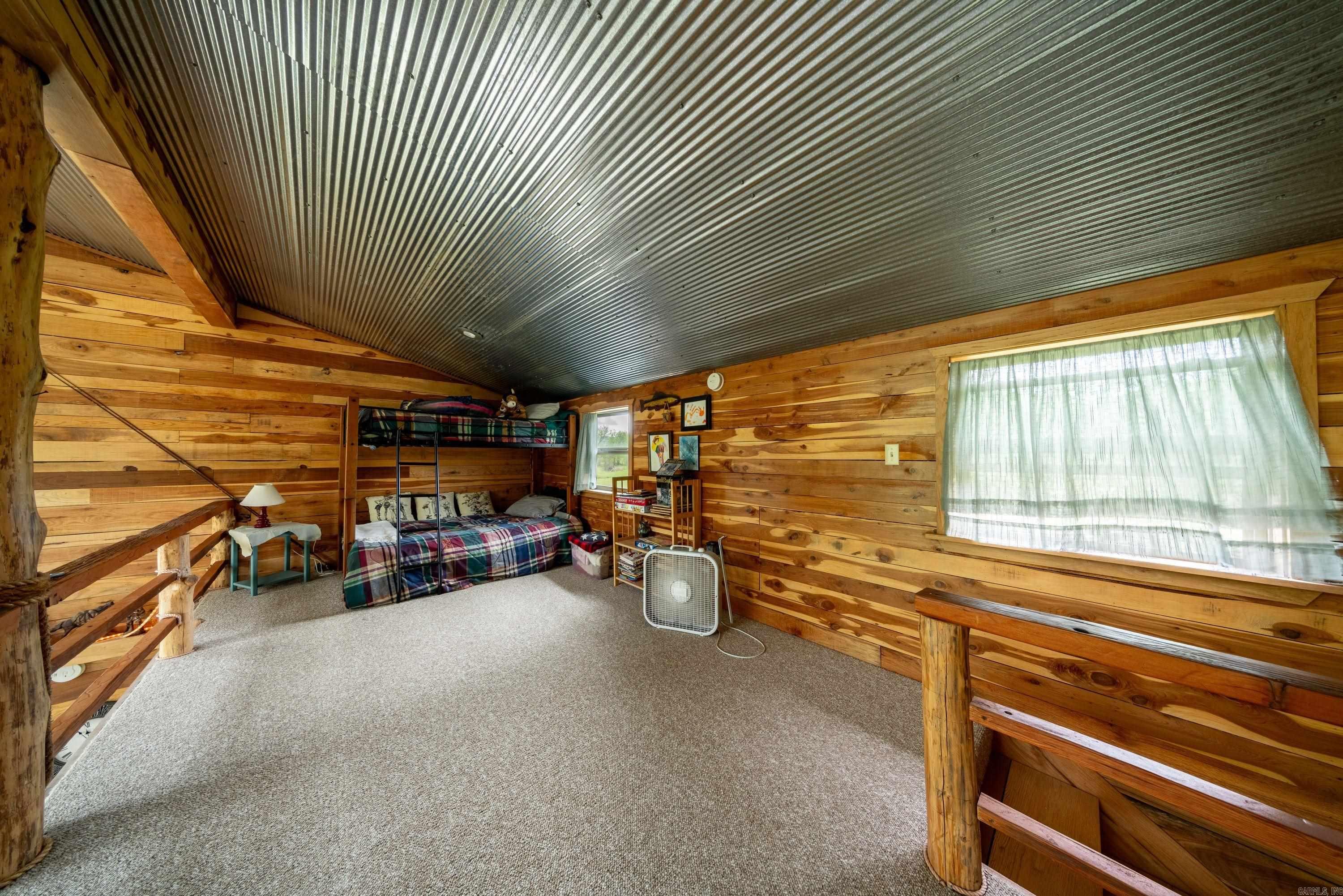 FOLL ROUND BOTTOM - Residential