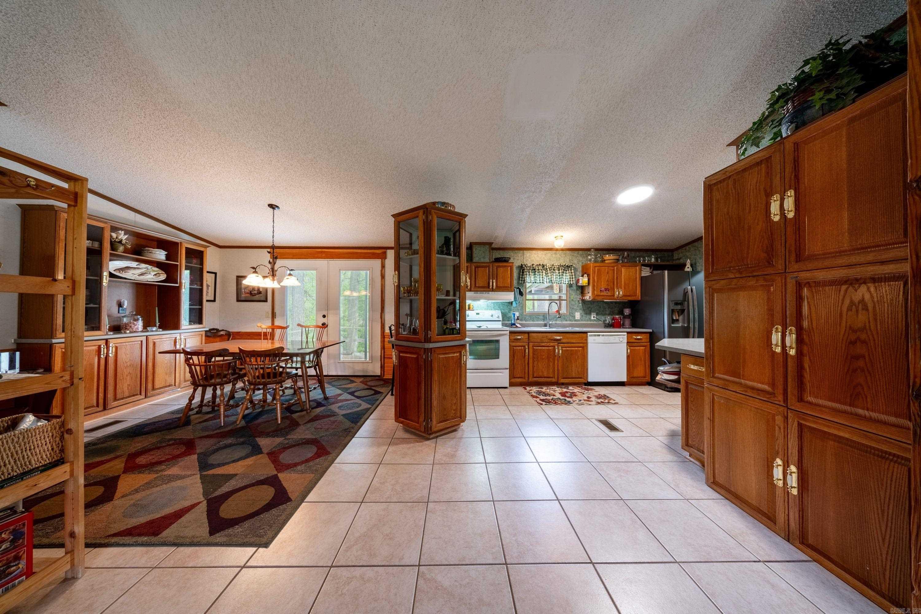 FOLL ROUND BOTTOM - Residential