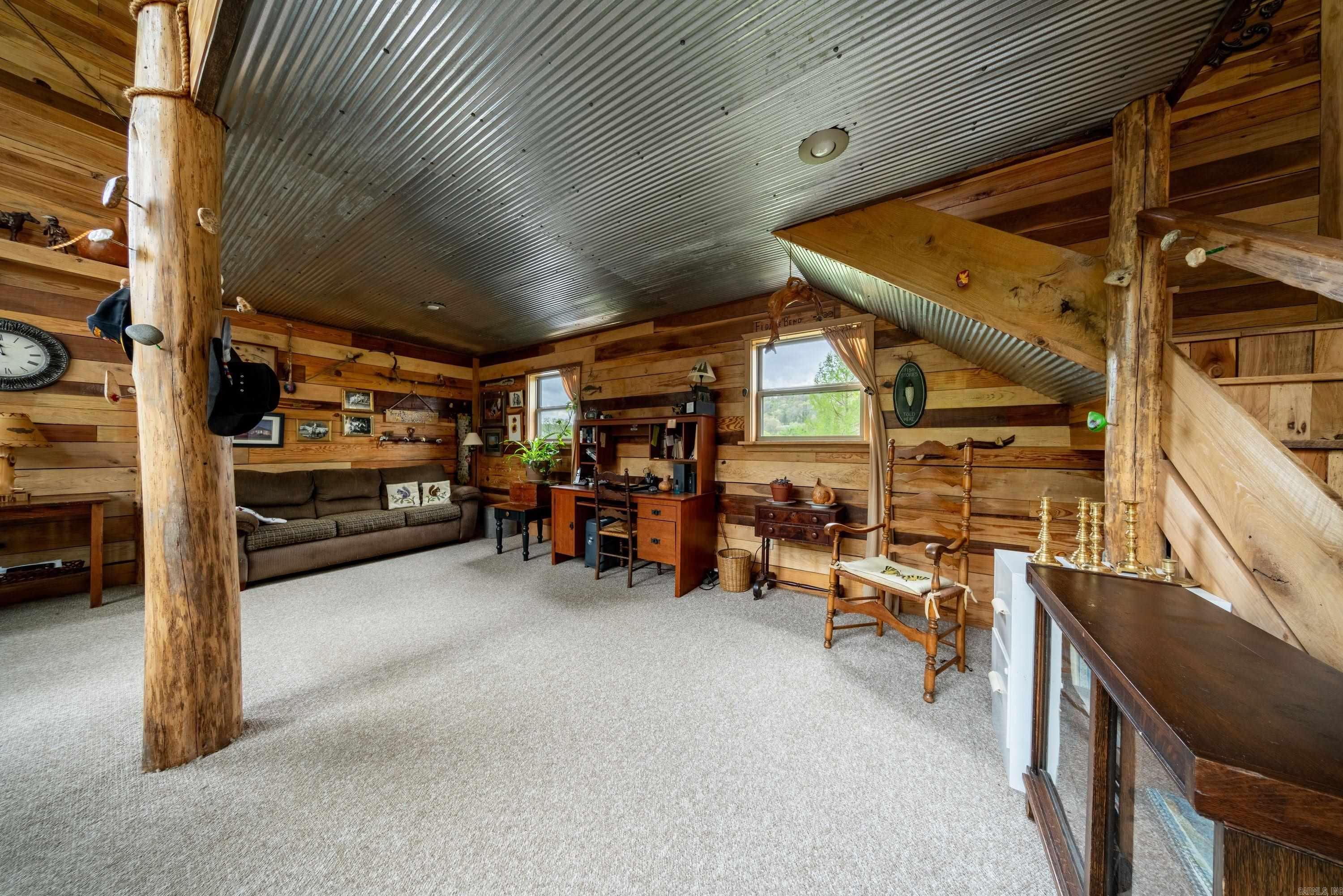 FOLL ROUND BOTTOM - Residential