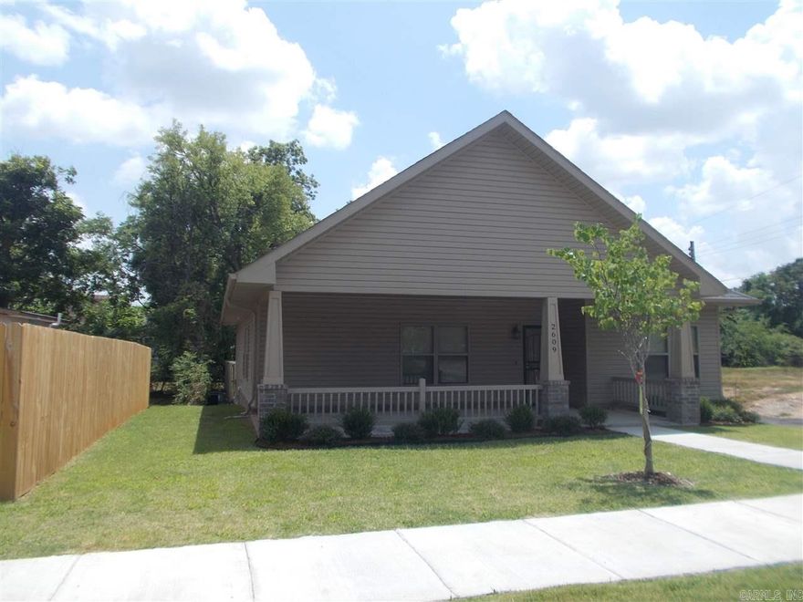 Brand new home offered by the City of LR HOME program.  Five star energy rated.  Features stainless steel appliances (including refrigerator, washer/dryer), blinds and a security system.  This home offers a subsidy to assist with closing costs AND down payment.  You must qualify under the HOME income guidelines and we have lenders standing by to assist with all your loan needs.  You DO NOT have to be a first time homeowner.  Call for details.  SF approximate.  Please measure for accuracy.