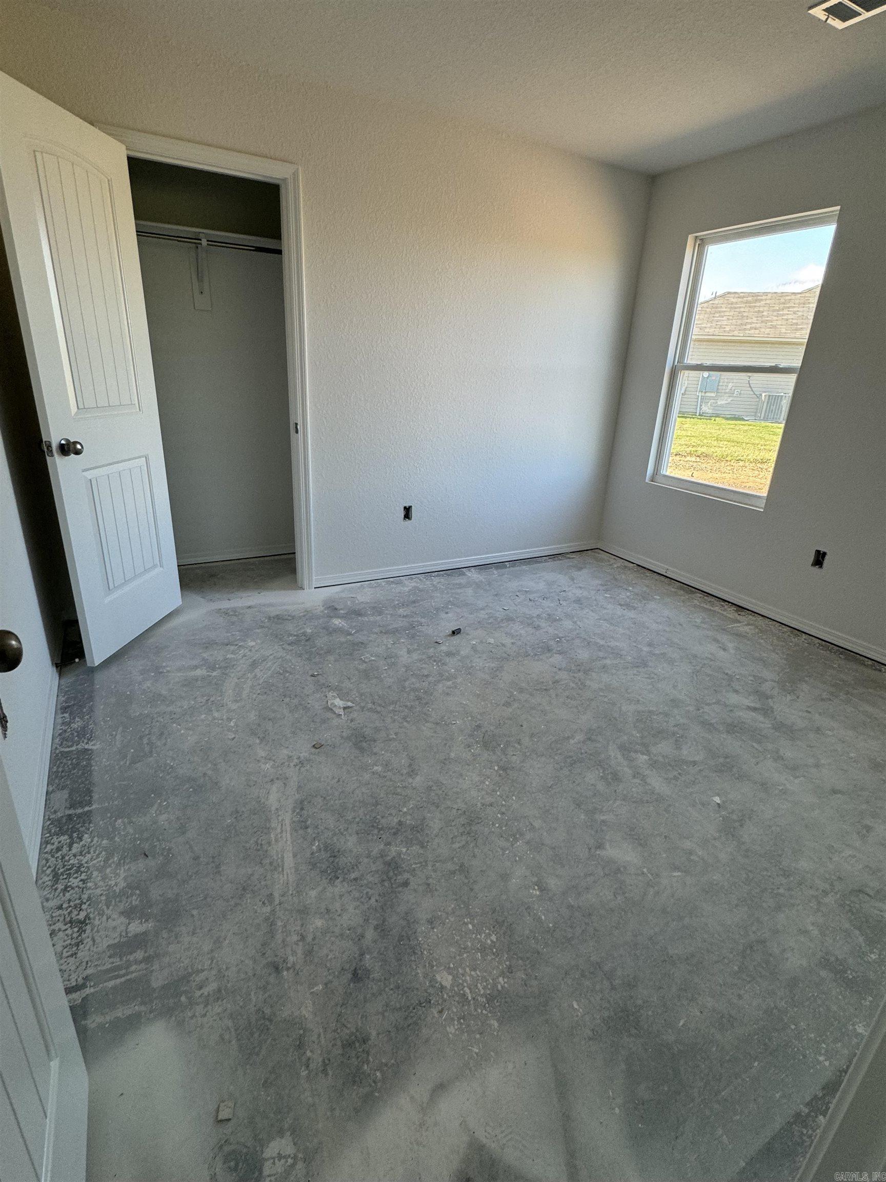 HILL FARM - Residential