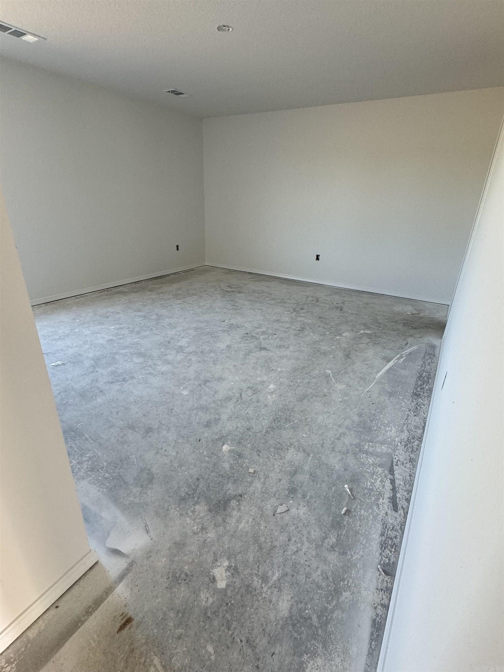 HILL FARM - Residential