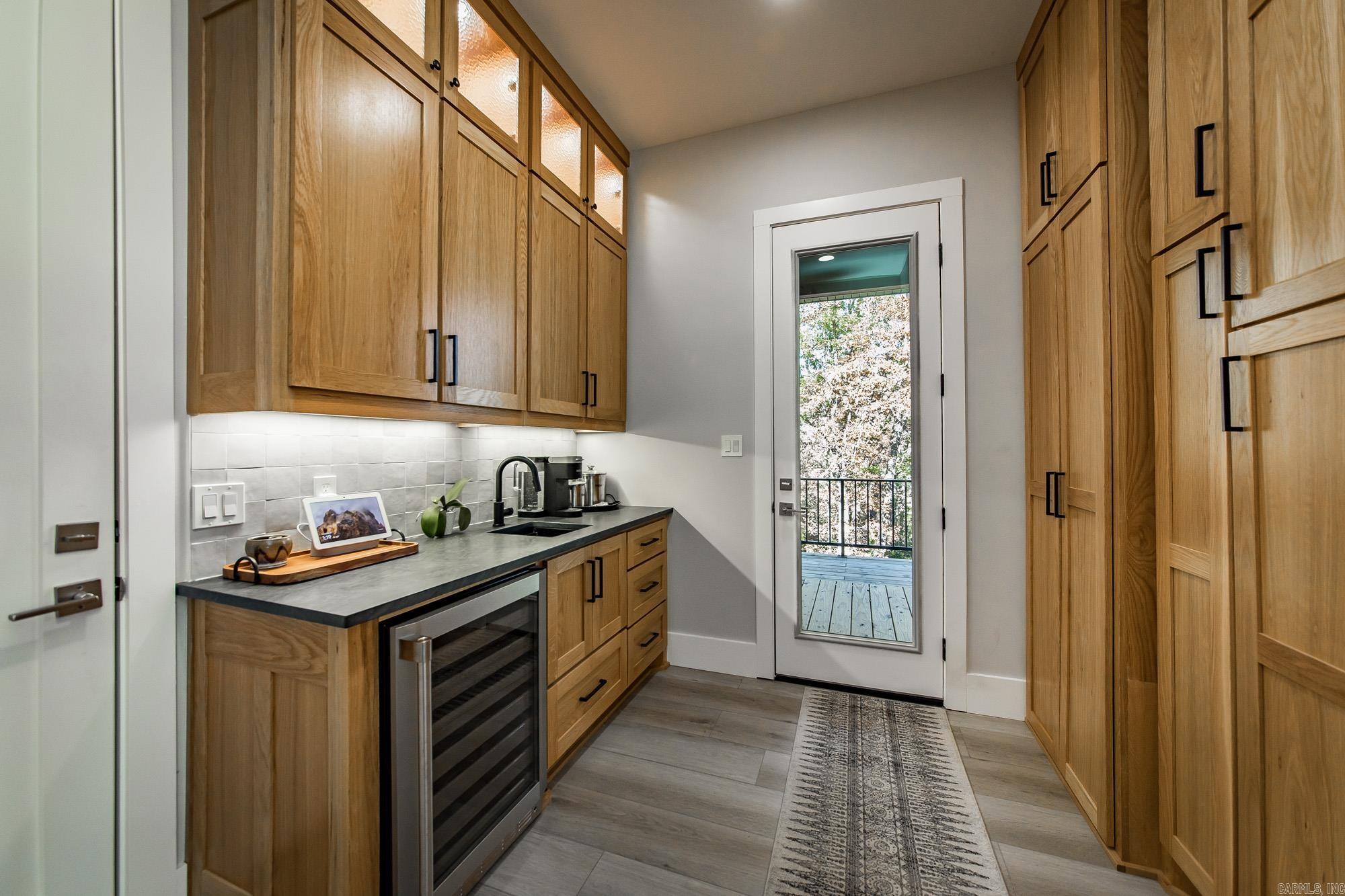 INDIAN HILLS - Residential