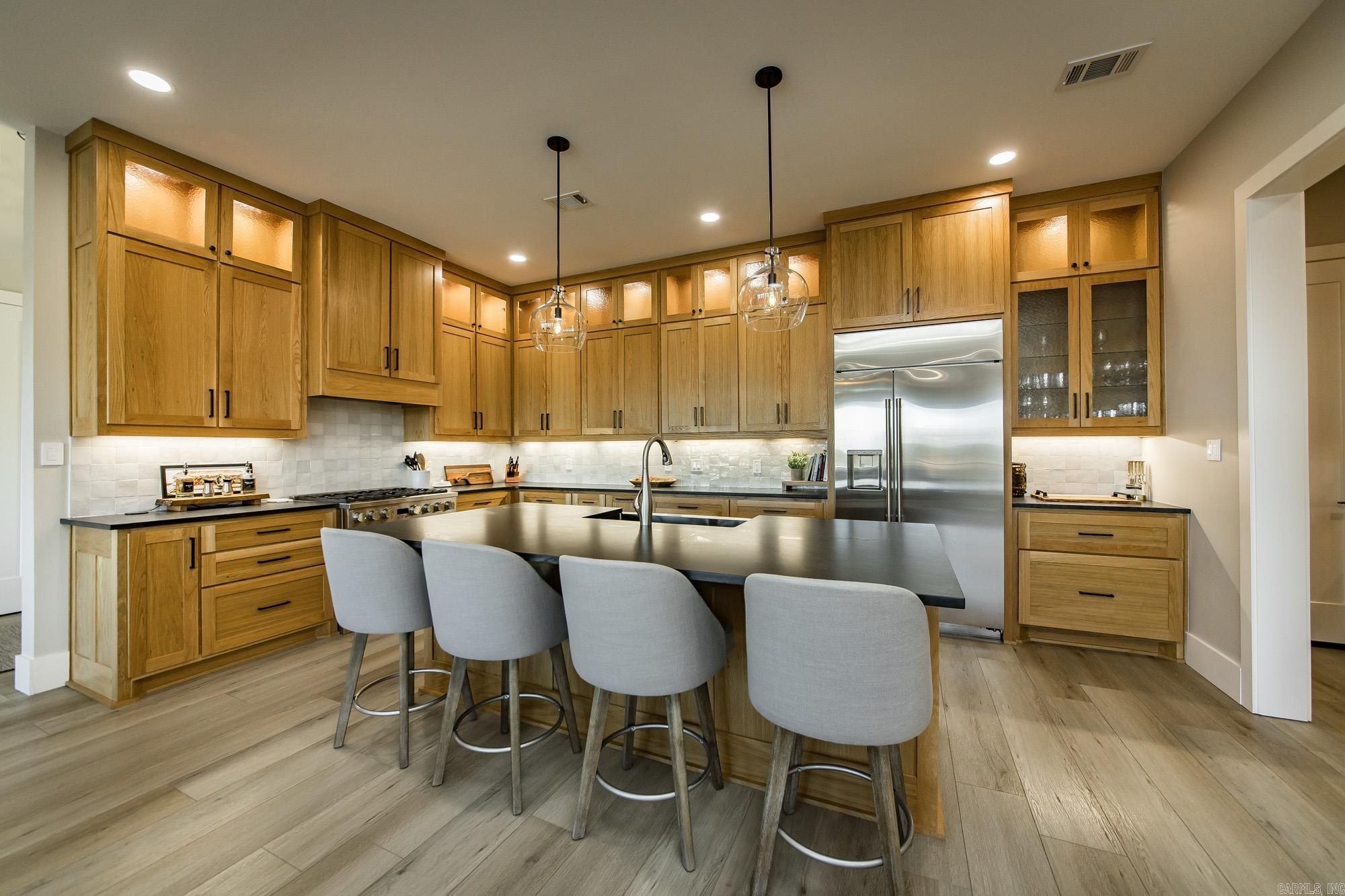 INDIAN HILLS - Residential