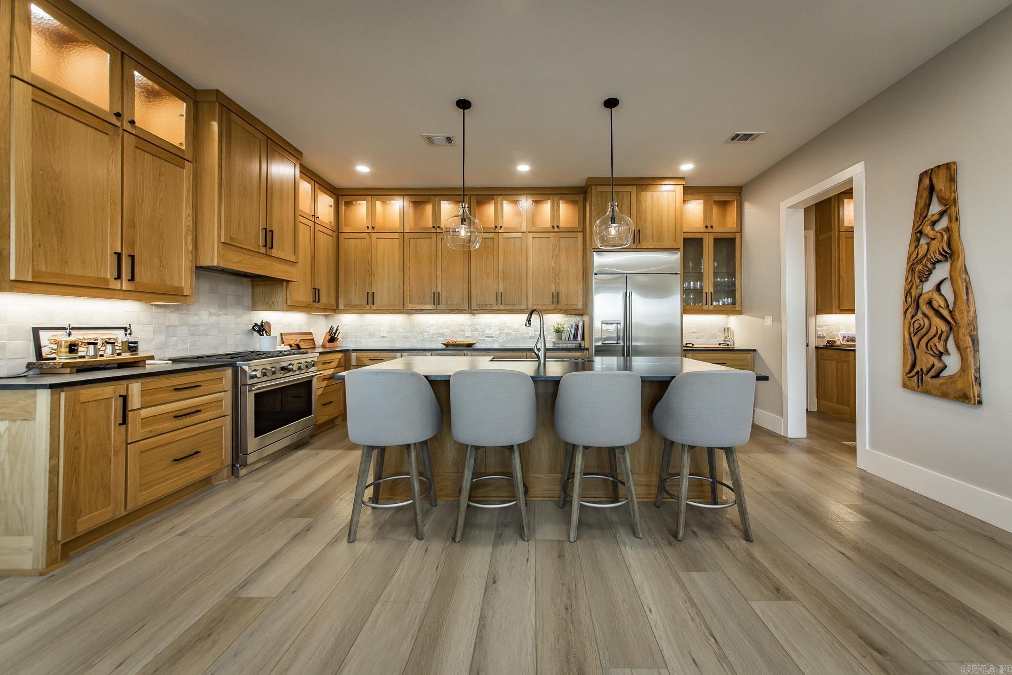 INDIAN HILLS - Residential