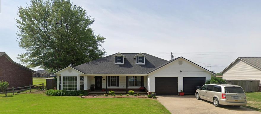 Spacious home featuring 3 large bedrooms with walk-in closets, 2.5 baths (including a Jack-and-Jill), and 2 living areas. Updates include roof, siding, HVAC, fence, and gates (2021), new garage (2024), water heater, dishwasher, deck, and more. Situated on 1 landscaped acre in a quiet, up-and-coming neighborhood—perfect for a growing family.