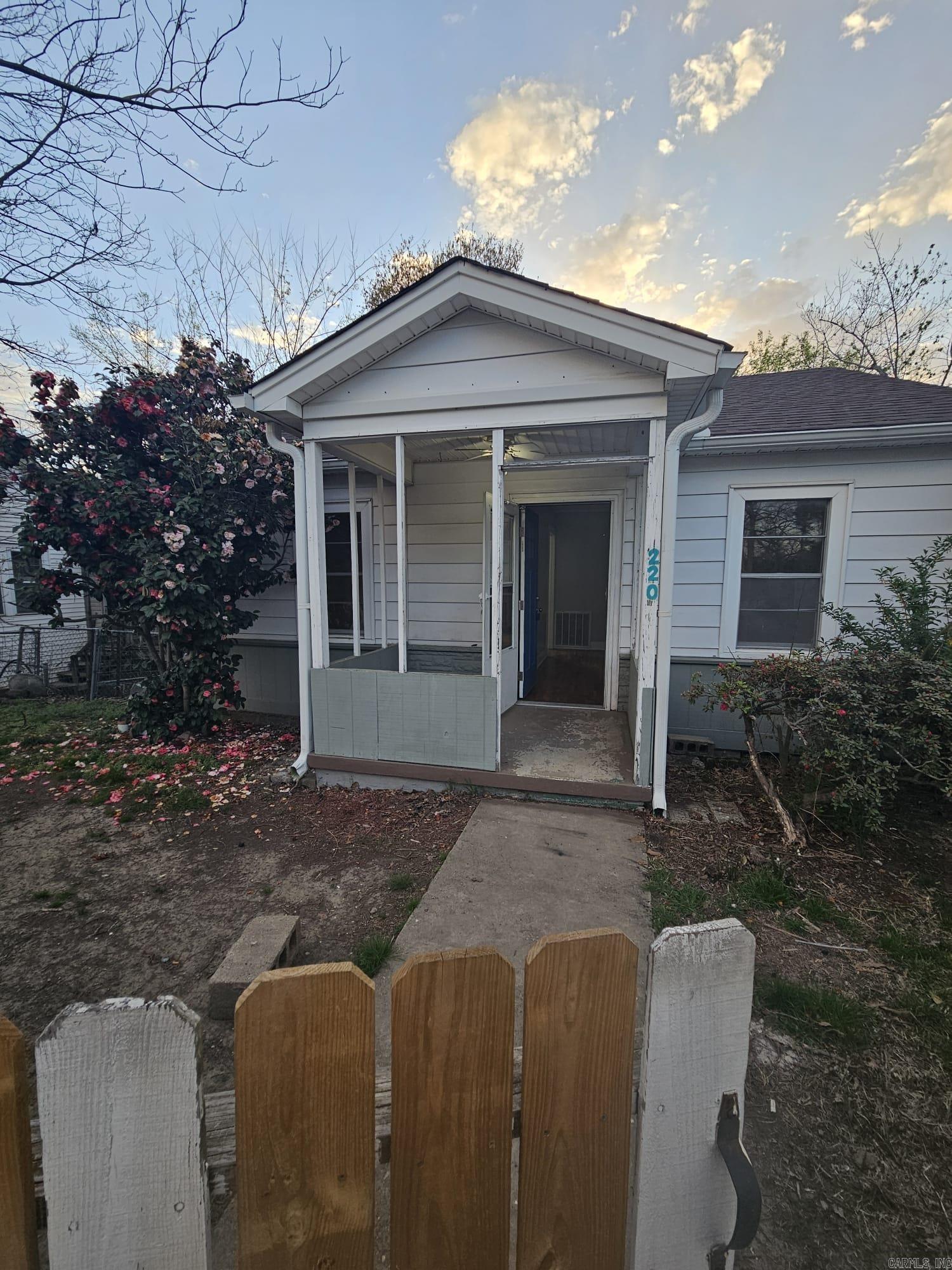 BAYLES ADDITION - Residential
