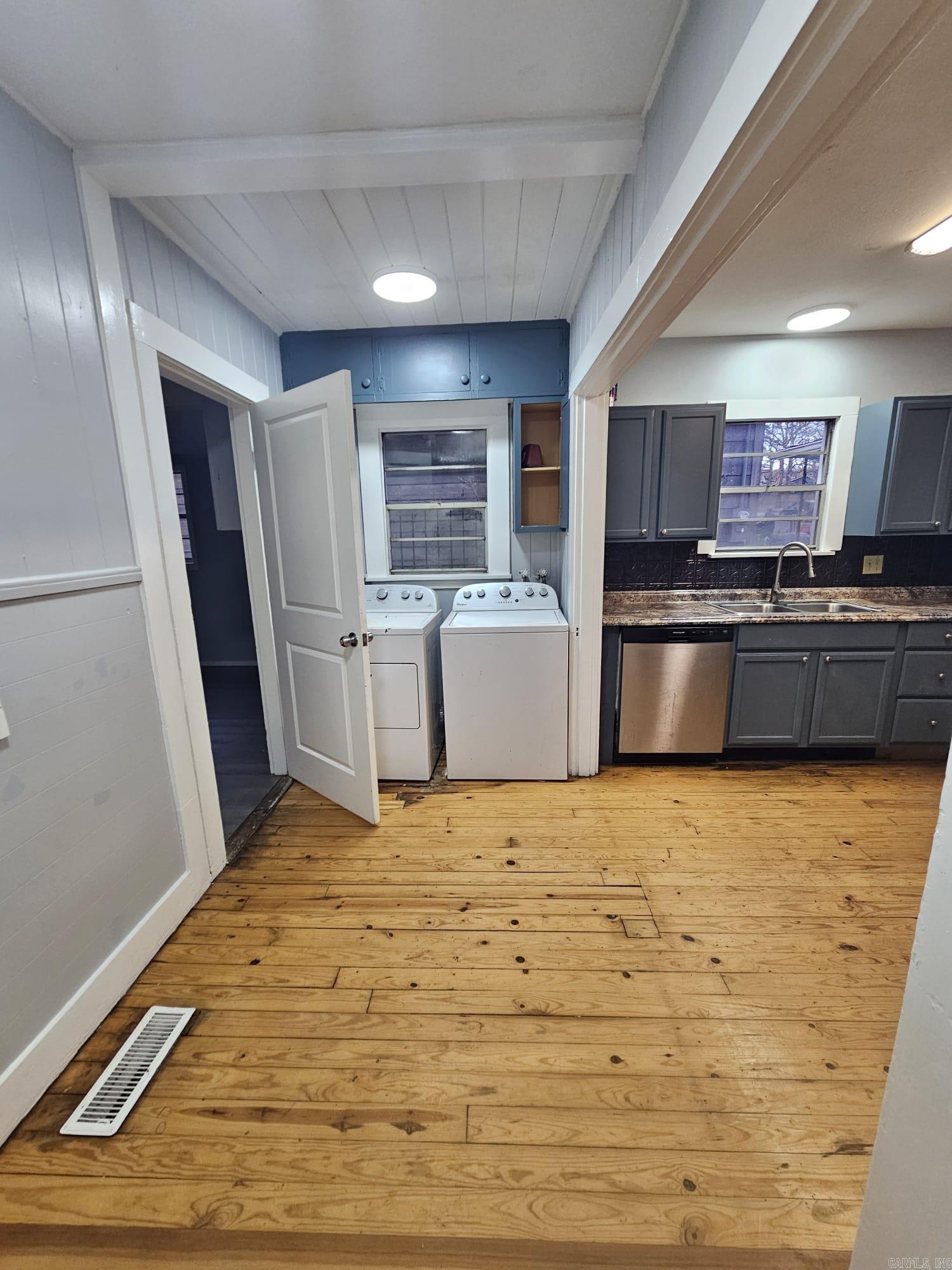 BAYLES ADDITION - Residential