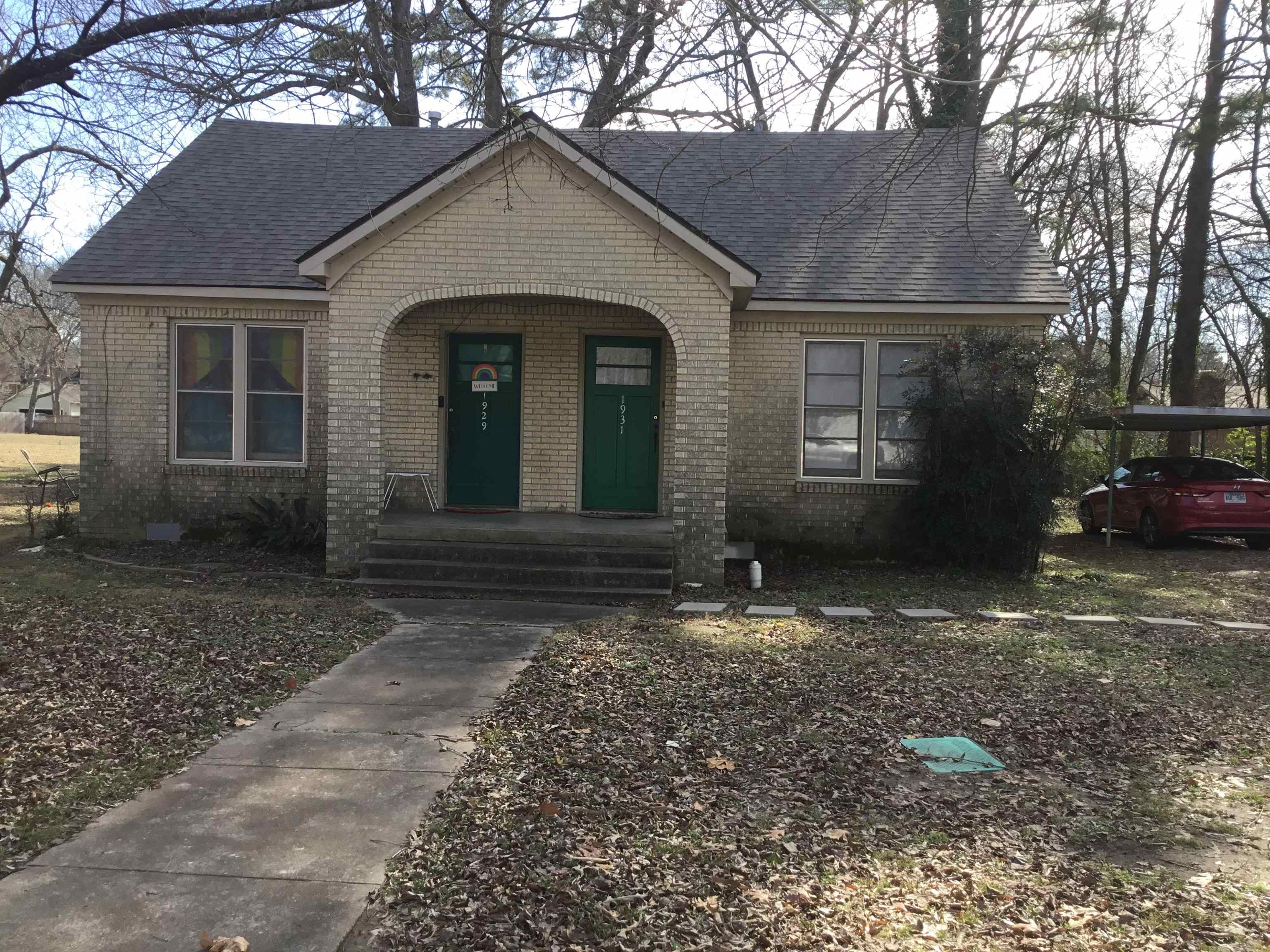 2 unit Duplex, both units are 2 Bedroom and 1 bath. Unit 1931 was remodeled in 2024. New paint, lighting, fans, wood floors refinished. Kitchen cabinets repainted, new counters, back splash, sink and faucet. New fridge, stove, dryer. Washer was a few years old. Bathroom shower was new tile and lighting plus painted cabinets. New roof in 2024 and subfloor work pier work for duplex. Windows in unit 1931 had glass work and windows reworked (original)