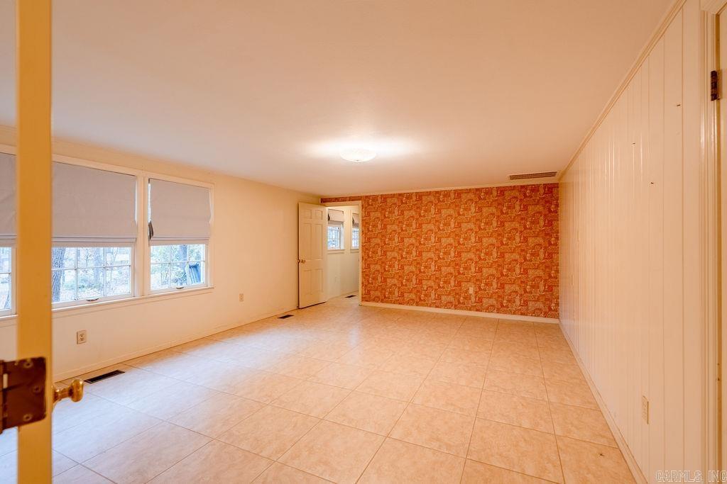 Sunny Hill - Residential