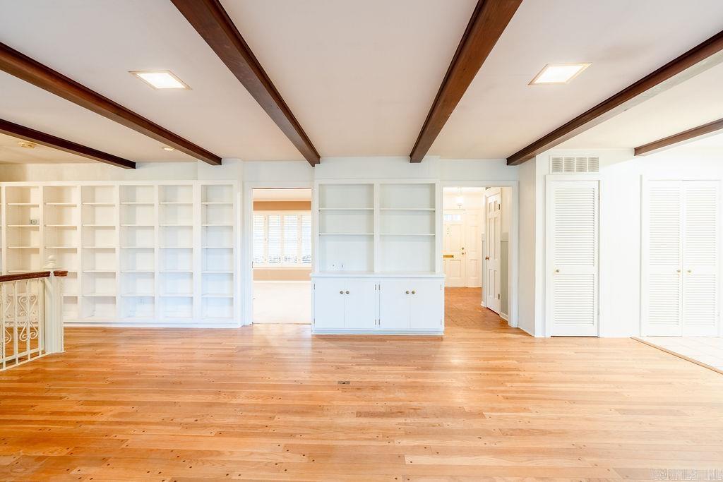 Sunny Hill - Residential