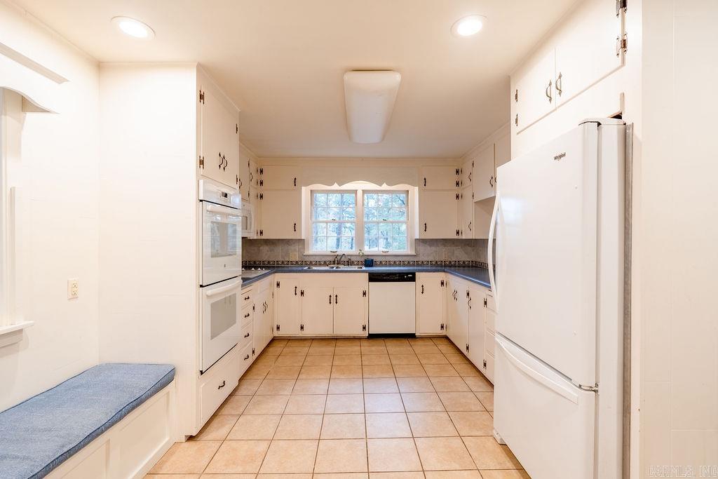 Sunny Hill - Residential