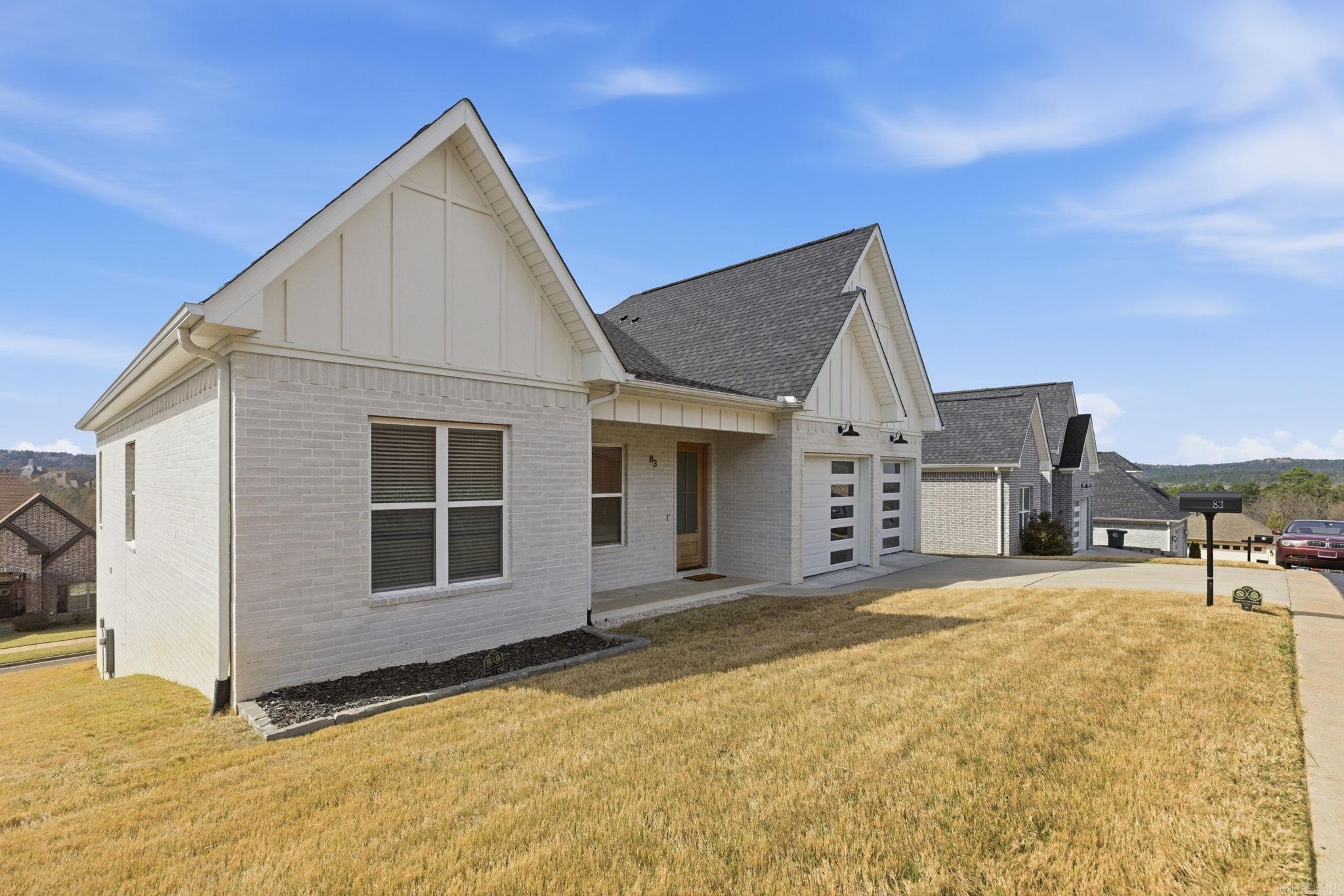 CHENAL VALLEY TOURNAY CIRCLE - Residential