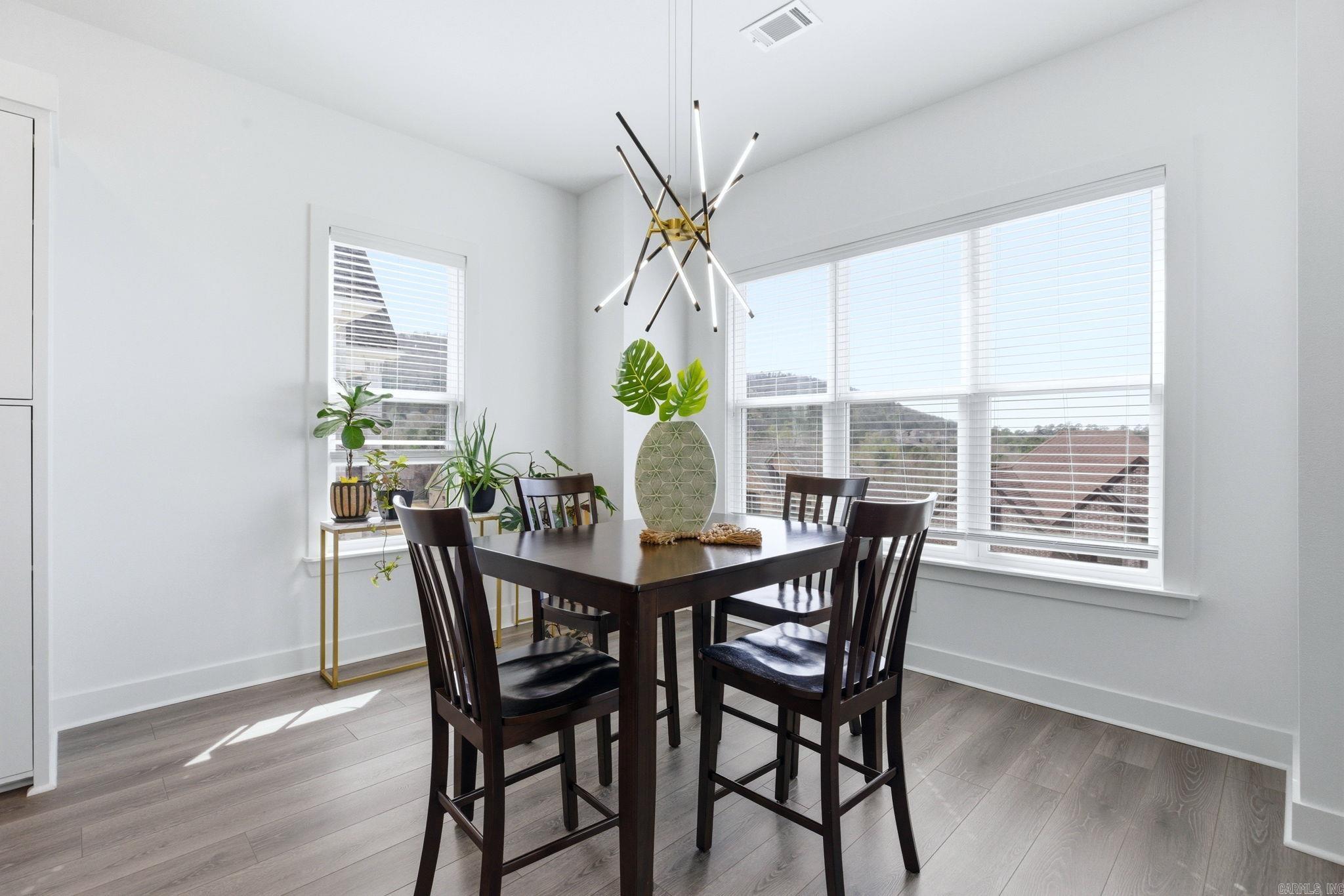 CHENAL VALLEY TOURNAY CIRCLE - Residential