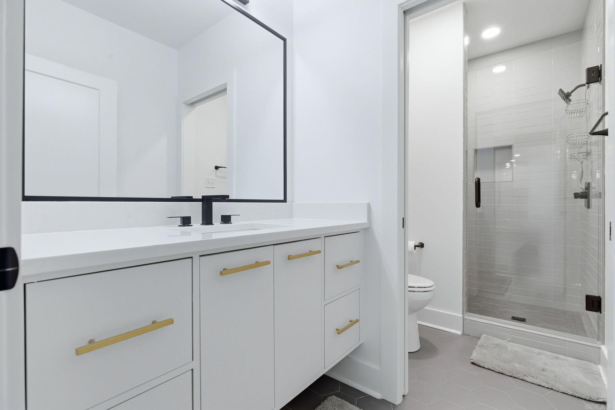 CHENAL VALLEY TOURNAY CIRCLE - Residential