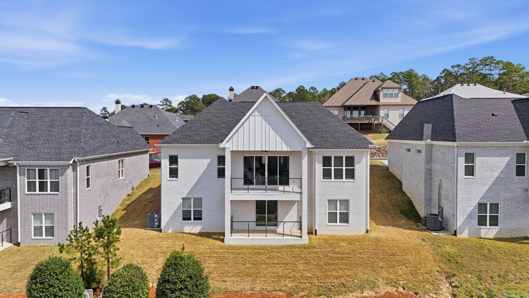 CHENAL VALLEY TOURNAY CIRCLE - Residential