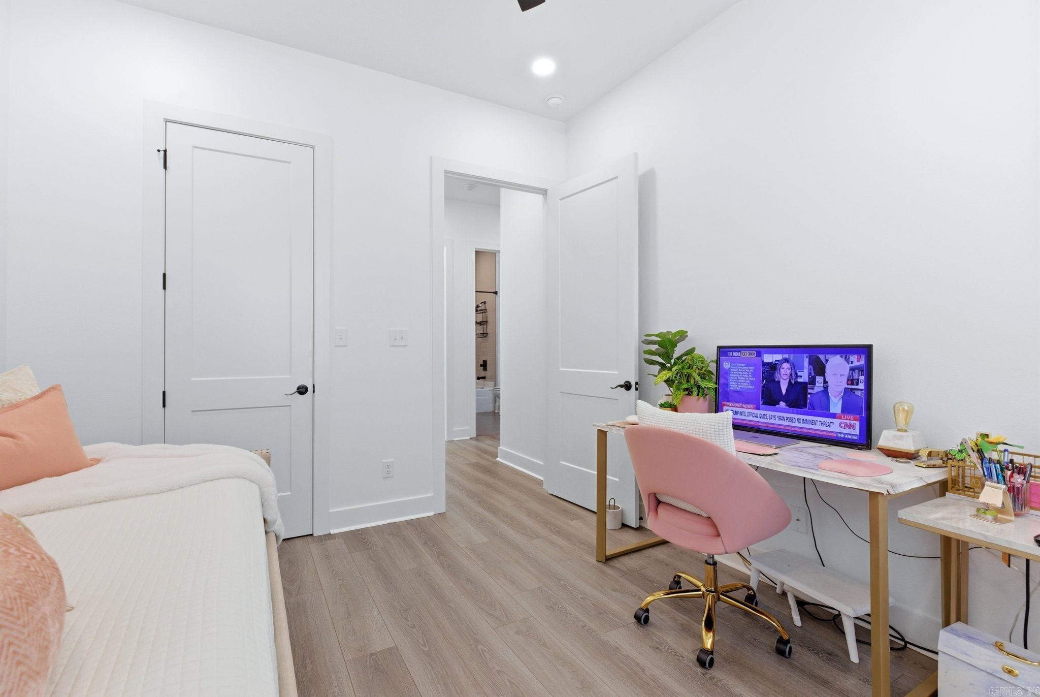 CHENAL VALLEY TOURNAY CIRCLE - Residential